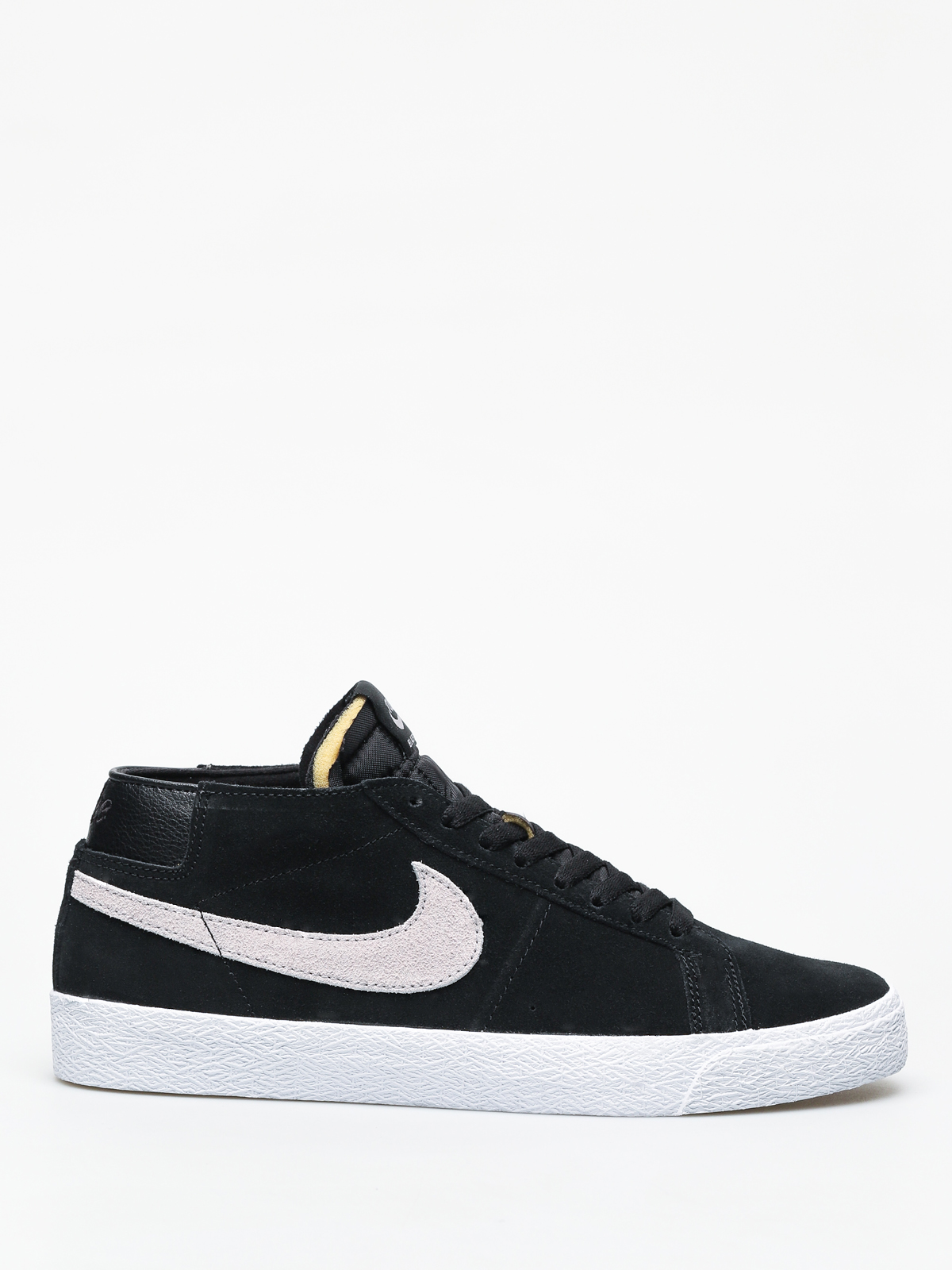 nike chukka sb