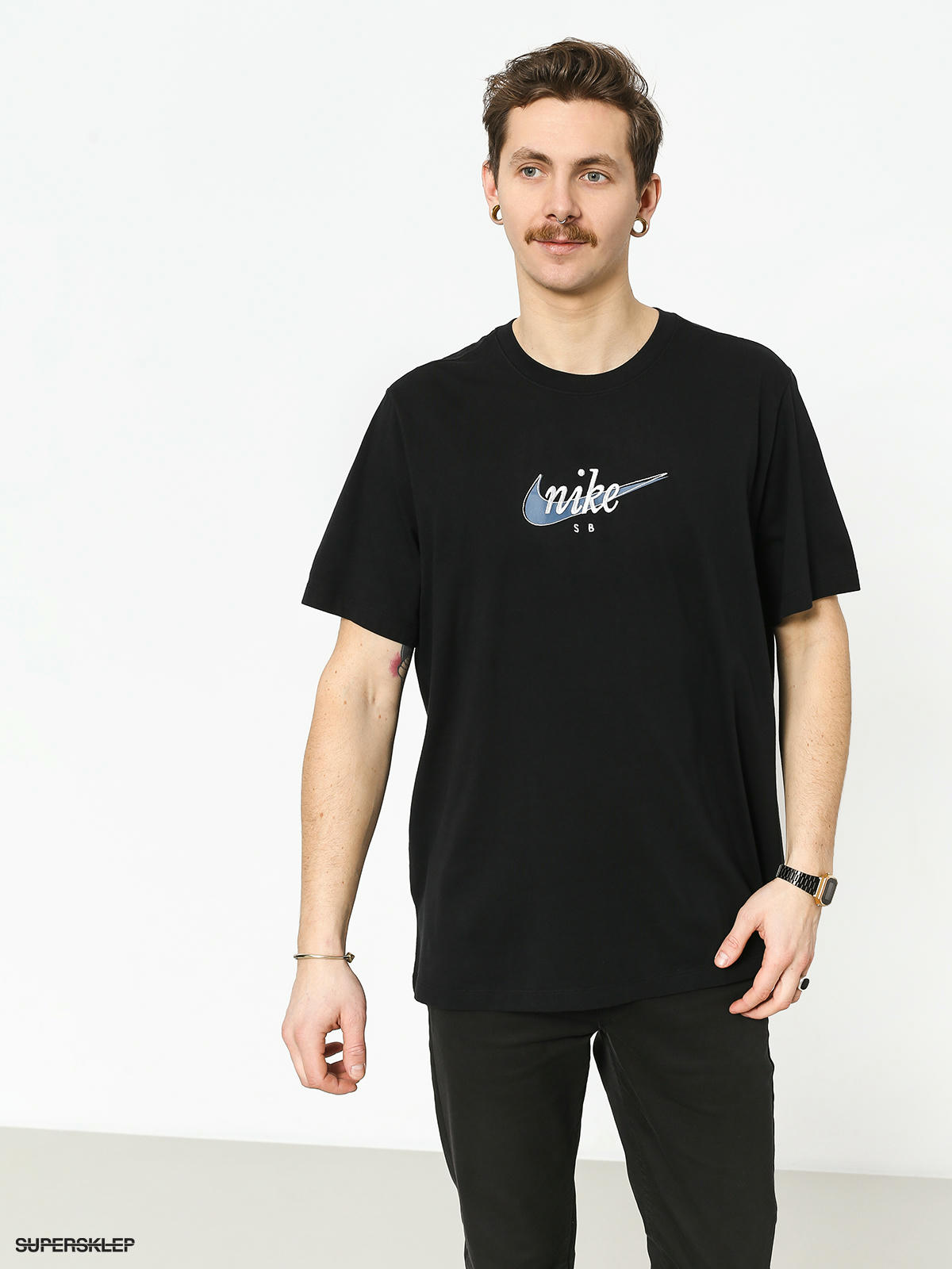 Nike sb best sale tee futura