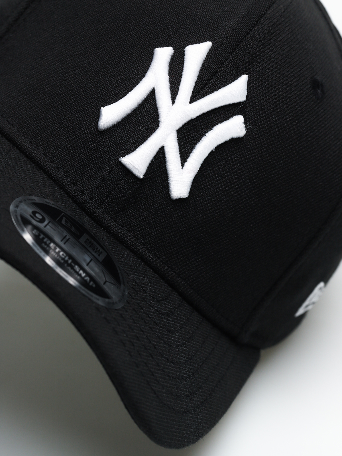 Šiltovka New Era 9Fifty Stretch Snap New York Yankees ZD (black)