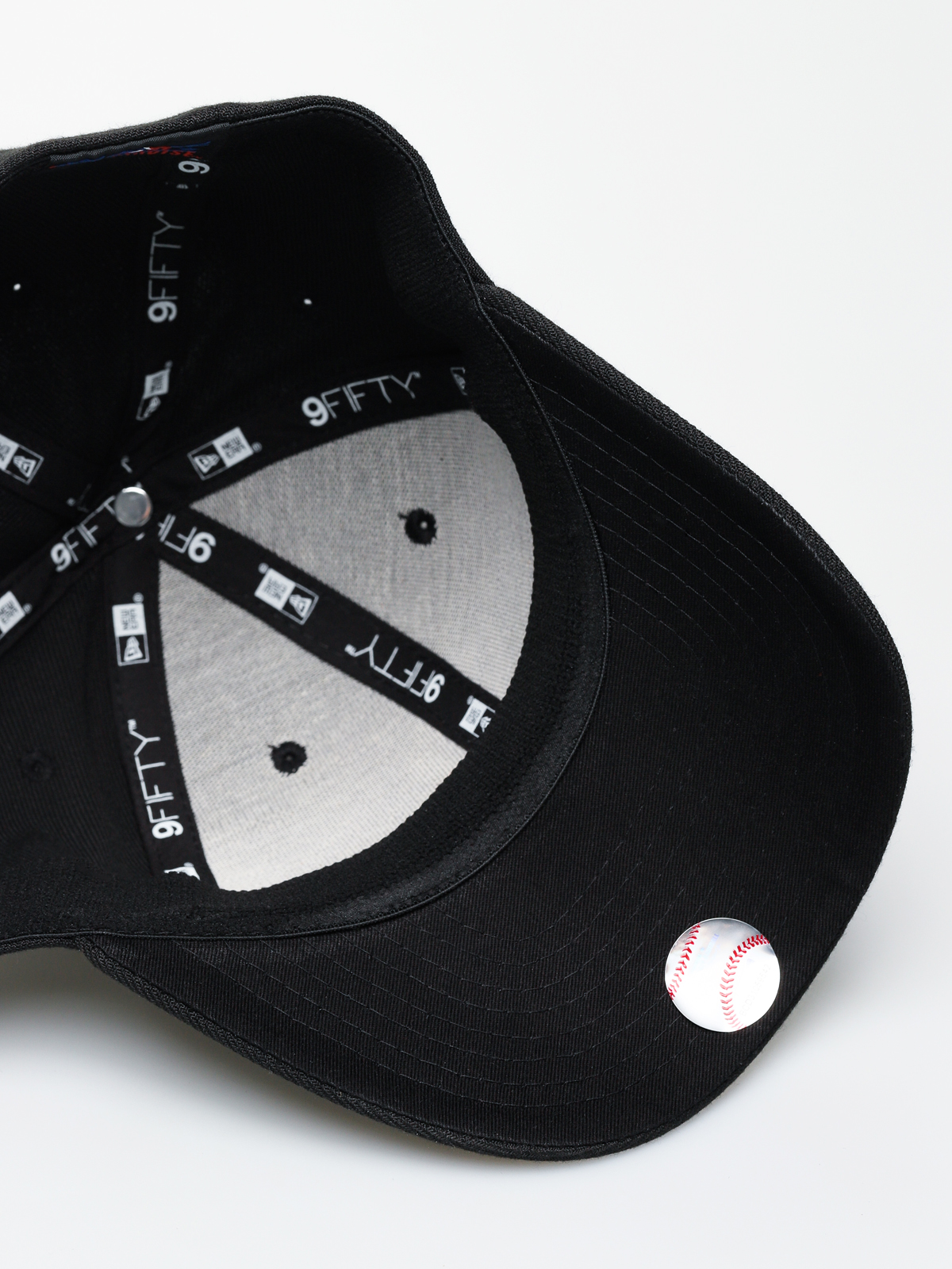 Šiltovka New Era 9Fifty Stretch Snap New York Yankees ZD (black)