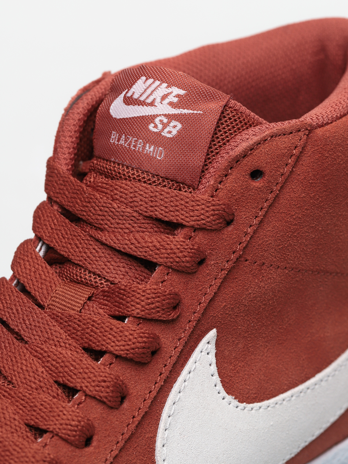 Nike sb blazer hot sale mid dusty peach