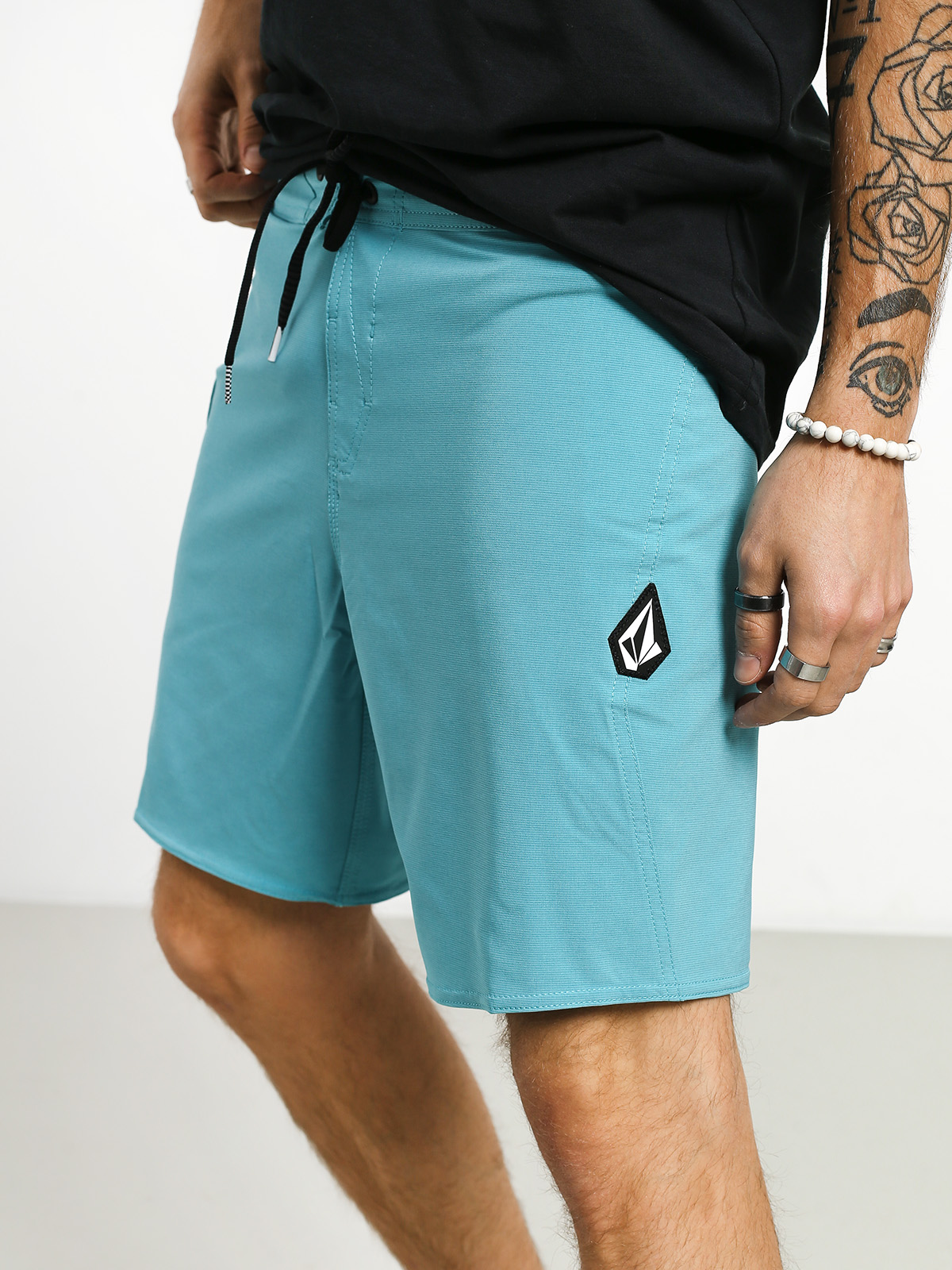 Plážové kraťasy Volcom Lido Solid Mod 18 (cyb)