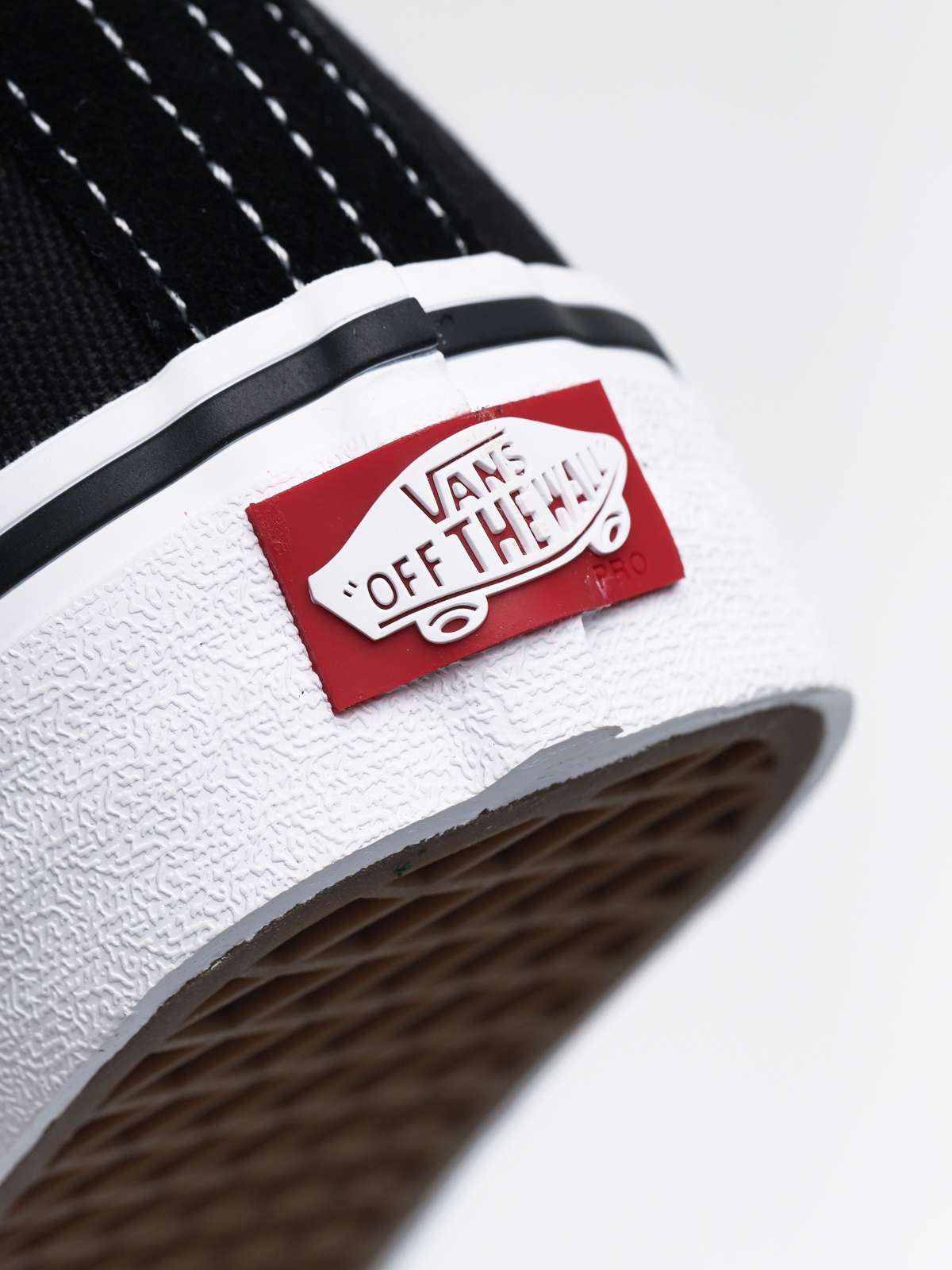 Topánky Vans Authentic Pro (black/true white)