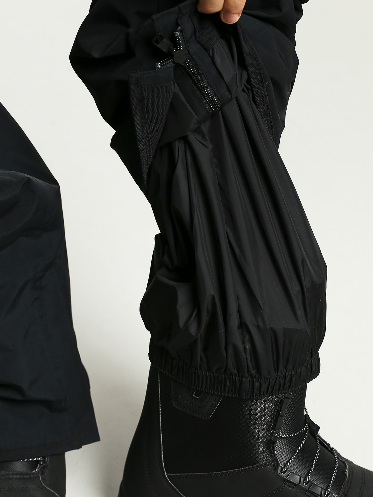 Pánske Snowboardové nohavice Burton Ak Gore Cyclic (true black)