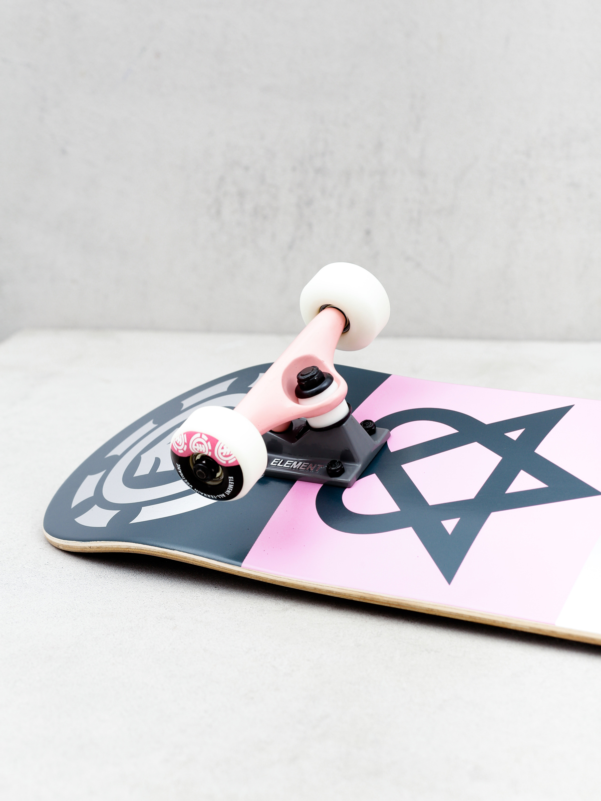Skateboard Element Bam Heartagram Quad (assorted)