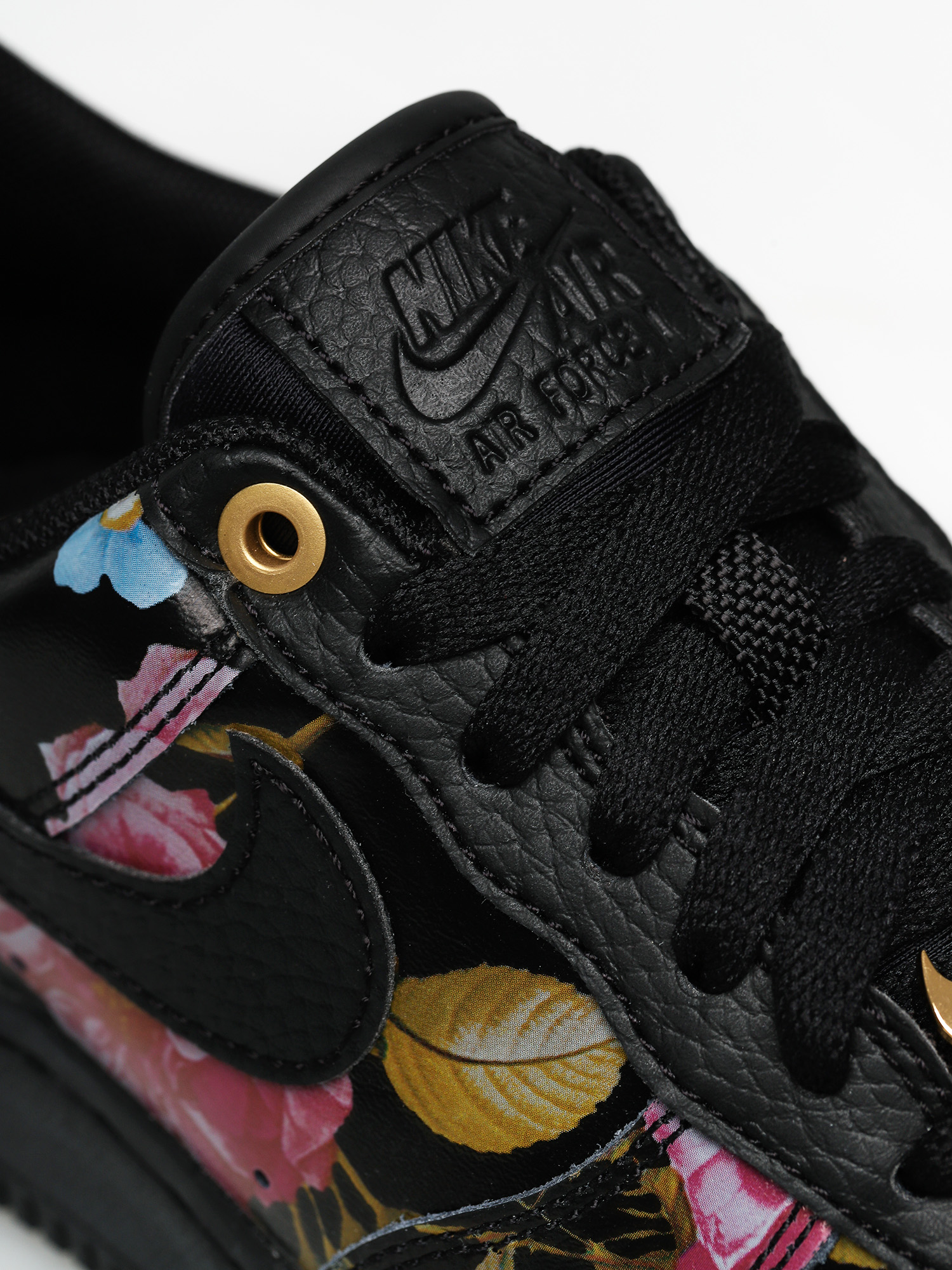 Topánky Nike Air Force 1 07 Lxx Wmn (black/black black metallic gold)