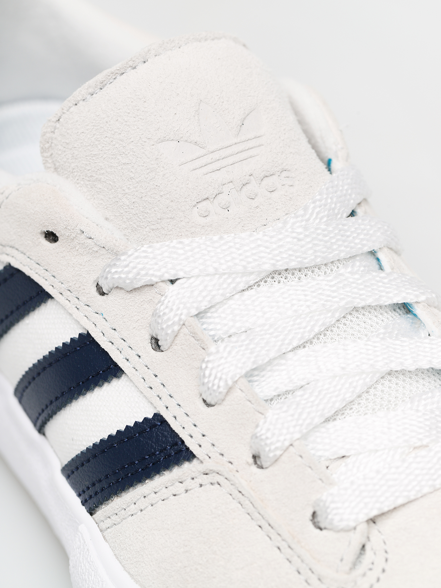 Topánky adidas Matchbreak Super (crywht/conavy/ftwwht)