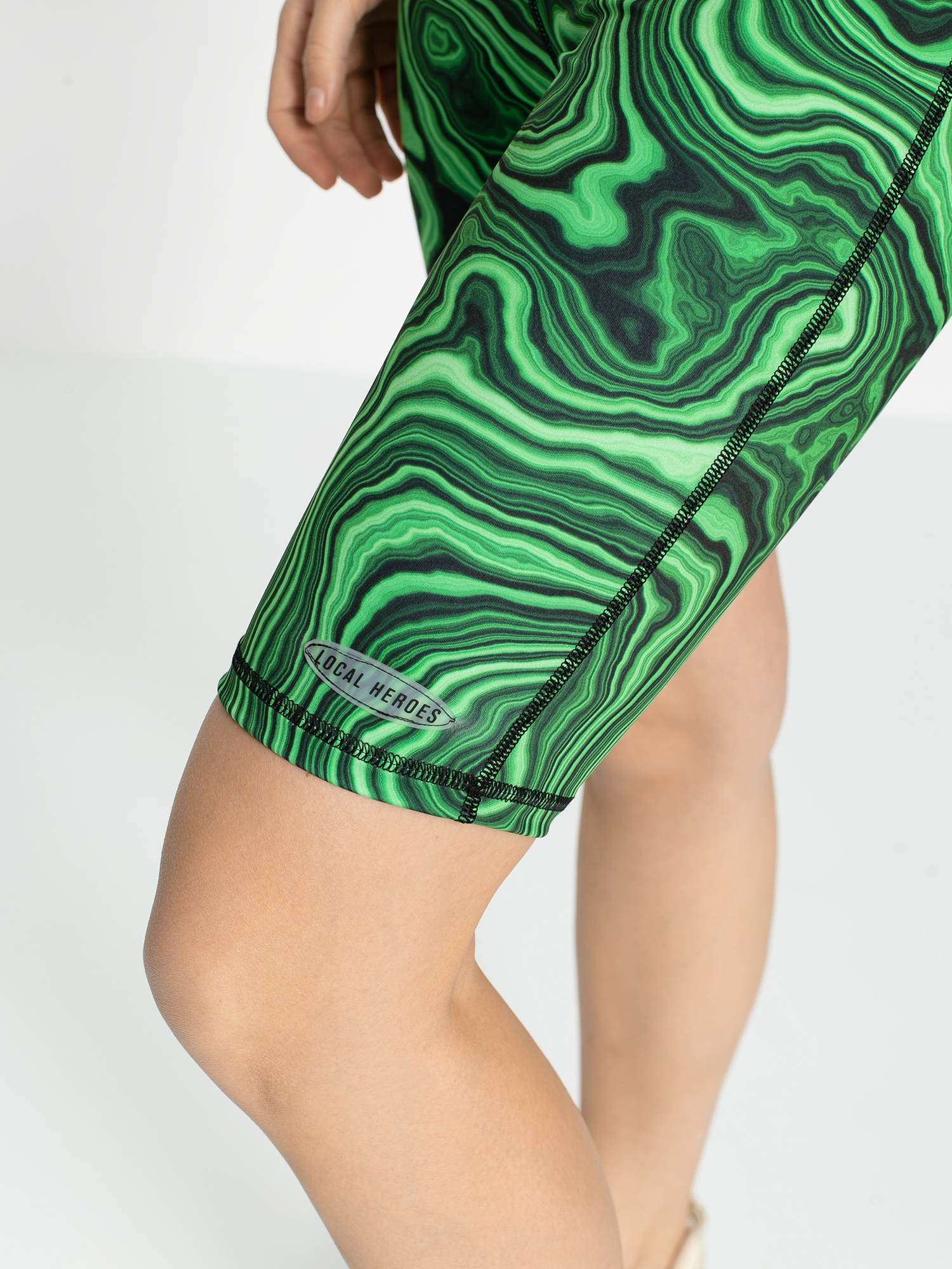 Kraťasy Local Heroes Printed Cycle Wmn (green/black)