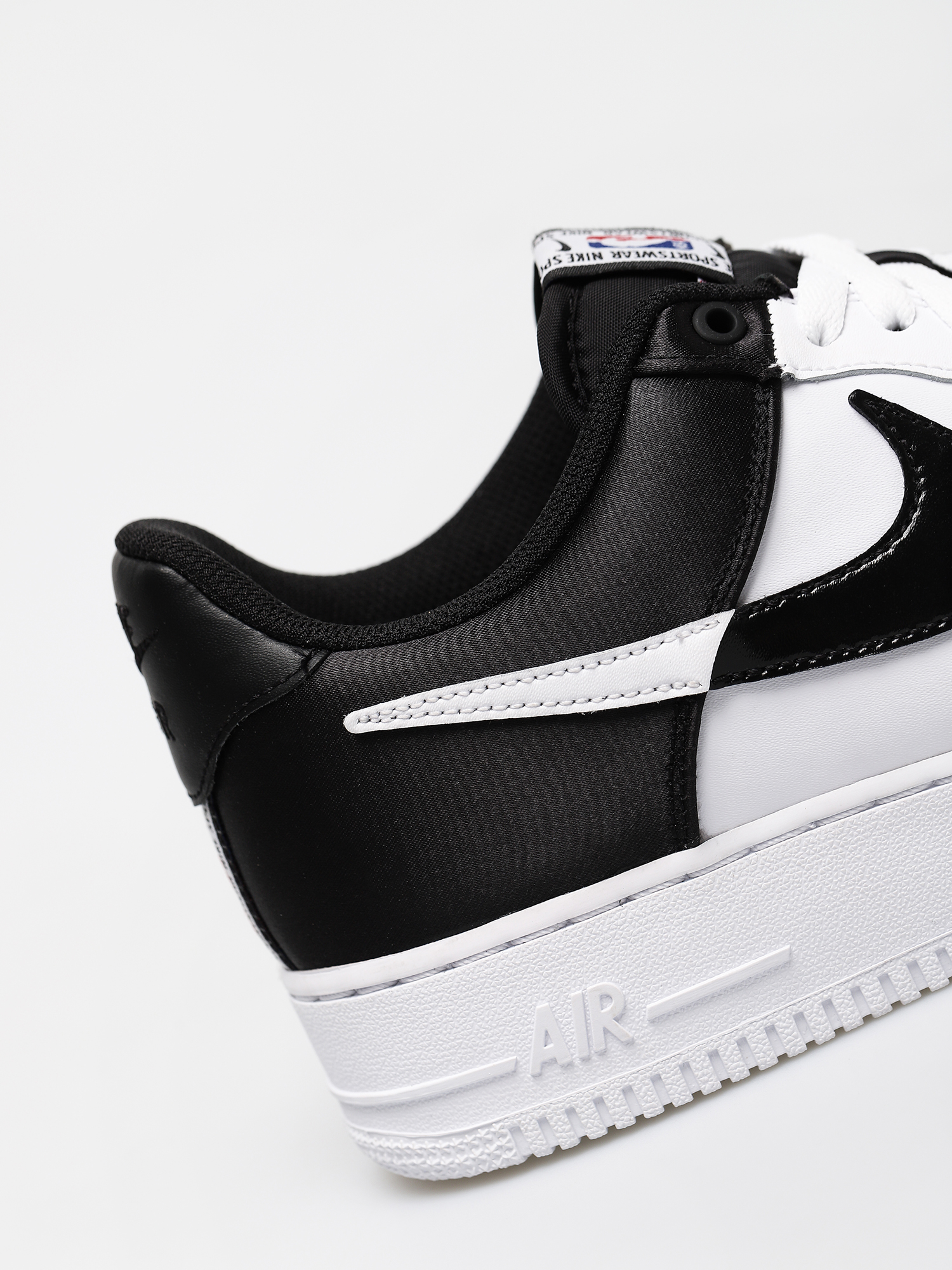 Topánky Nike Air Force 1 07 Lv8 1 (white/black white)