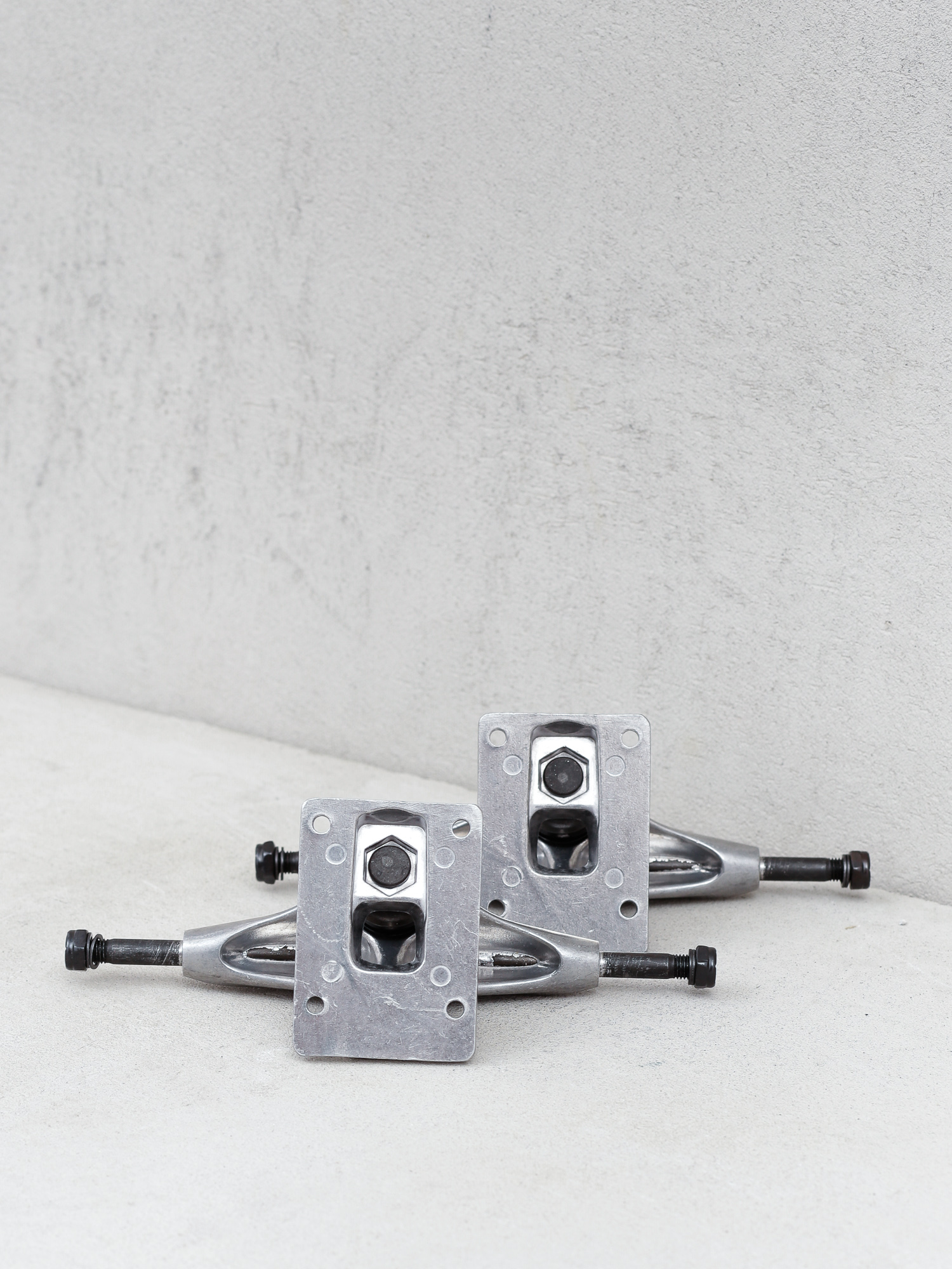 Trucky Globe Slant Standard (raw finish)