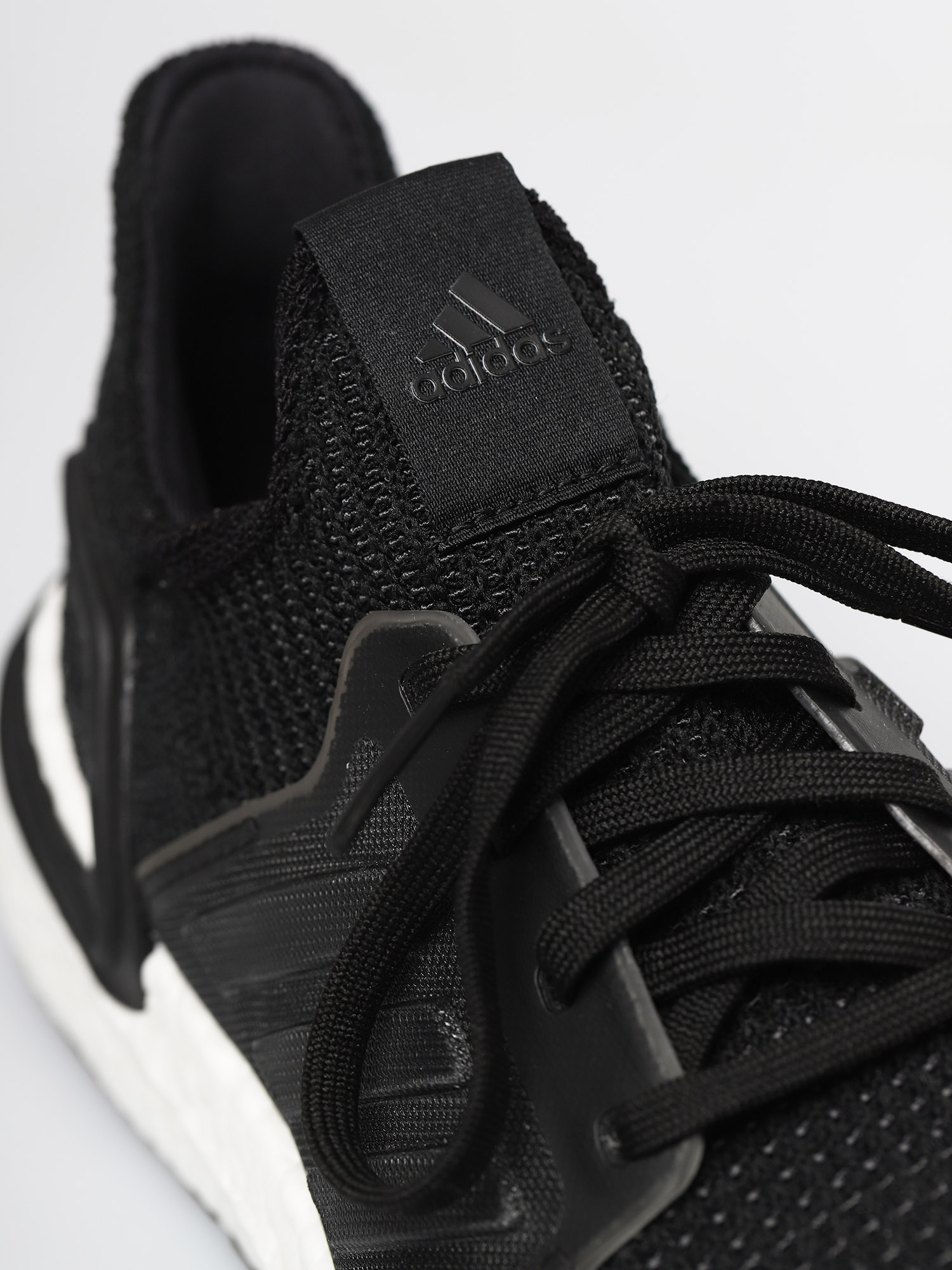 Topánky adidas Originals Ultraboost 19 (cblack/cblack/ftwwht)