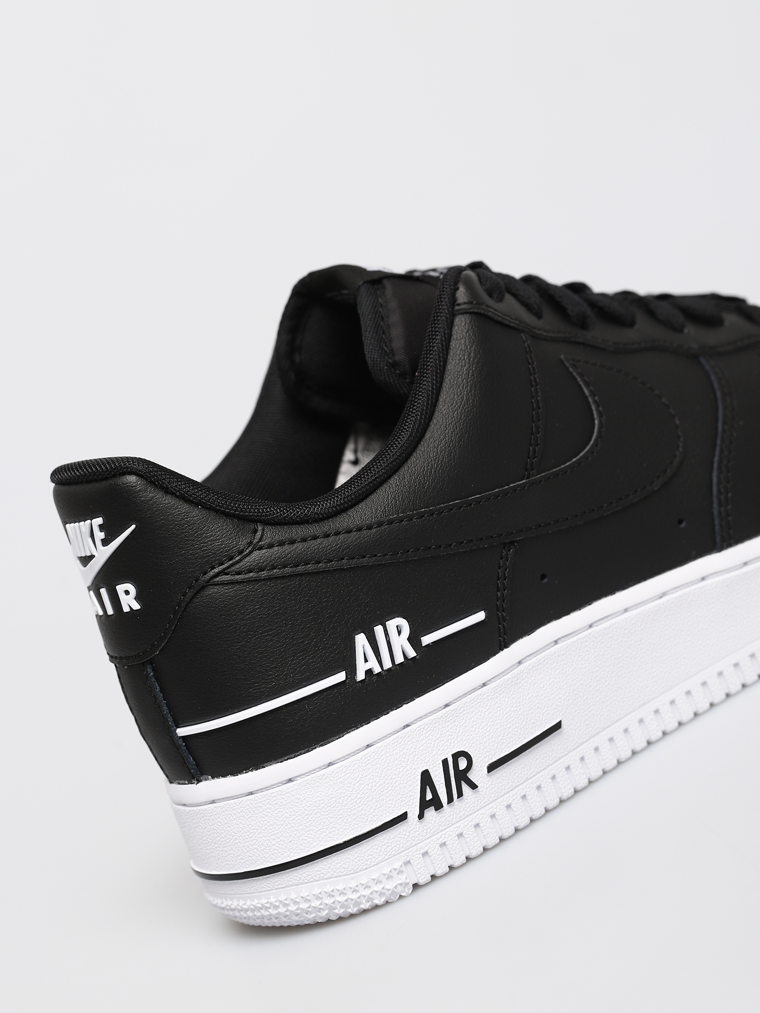 Topánky Nike Air Force 1 07 (black/black white)