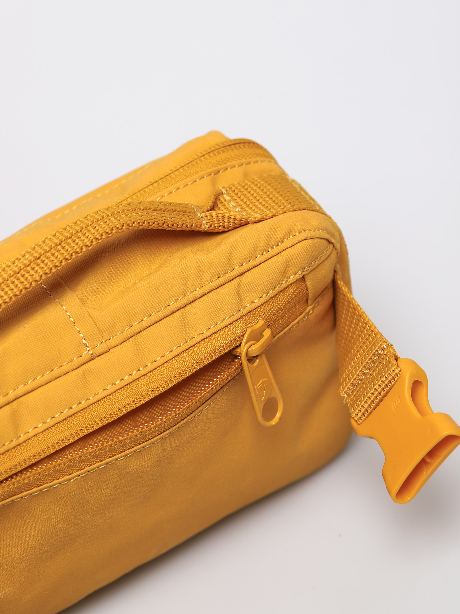 Ľadvinka Fjallraven Kanken Hip Pack (ochre)
