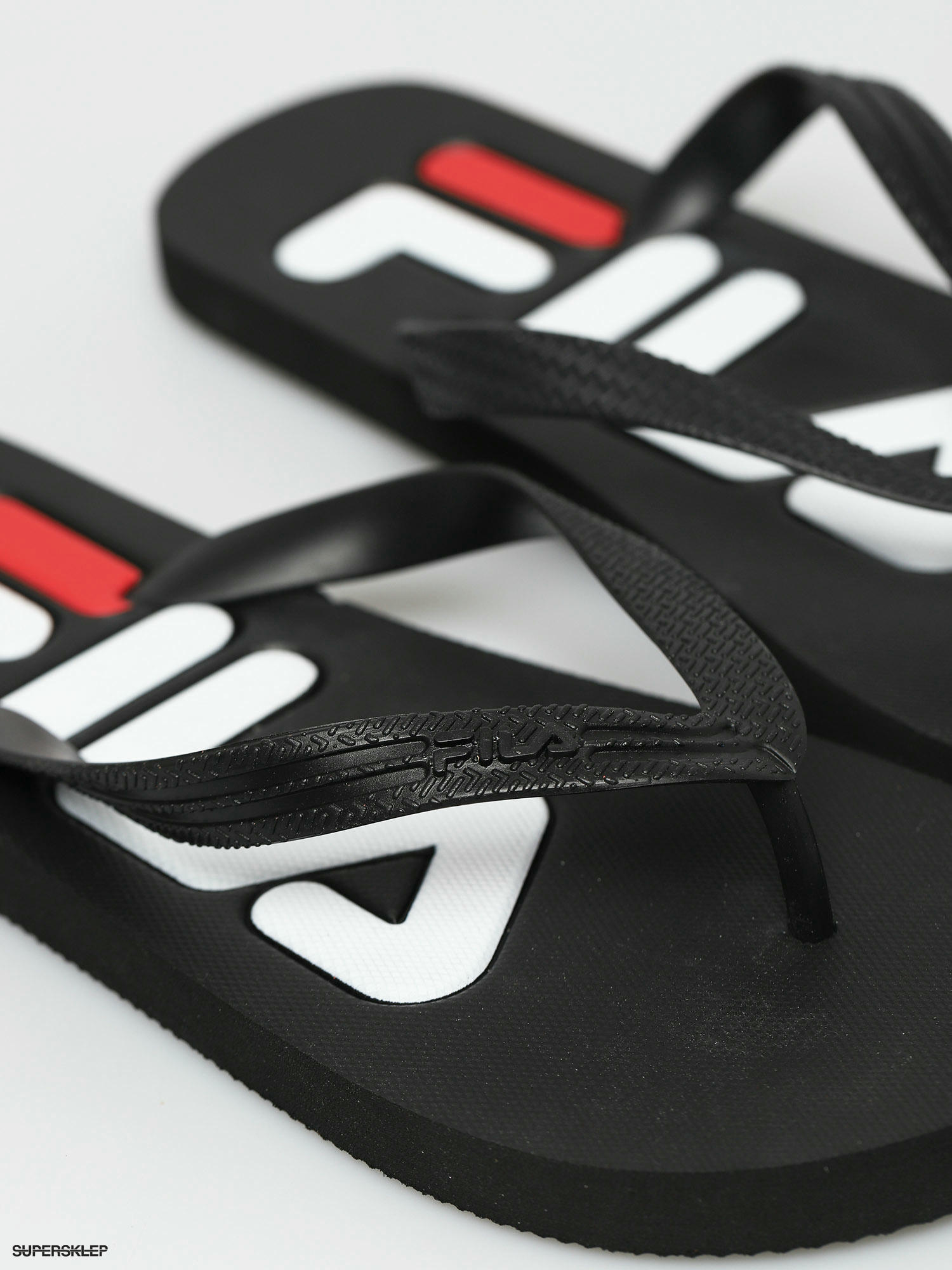 fila black slippers