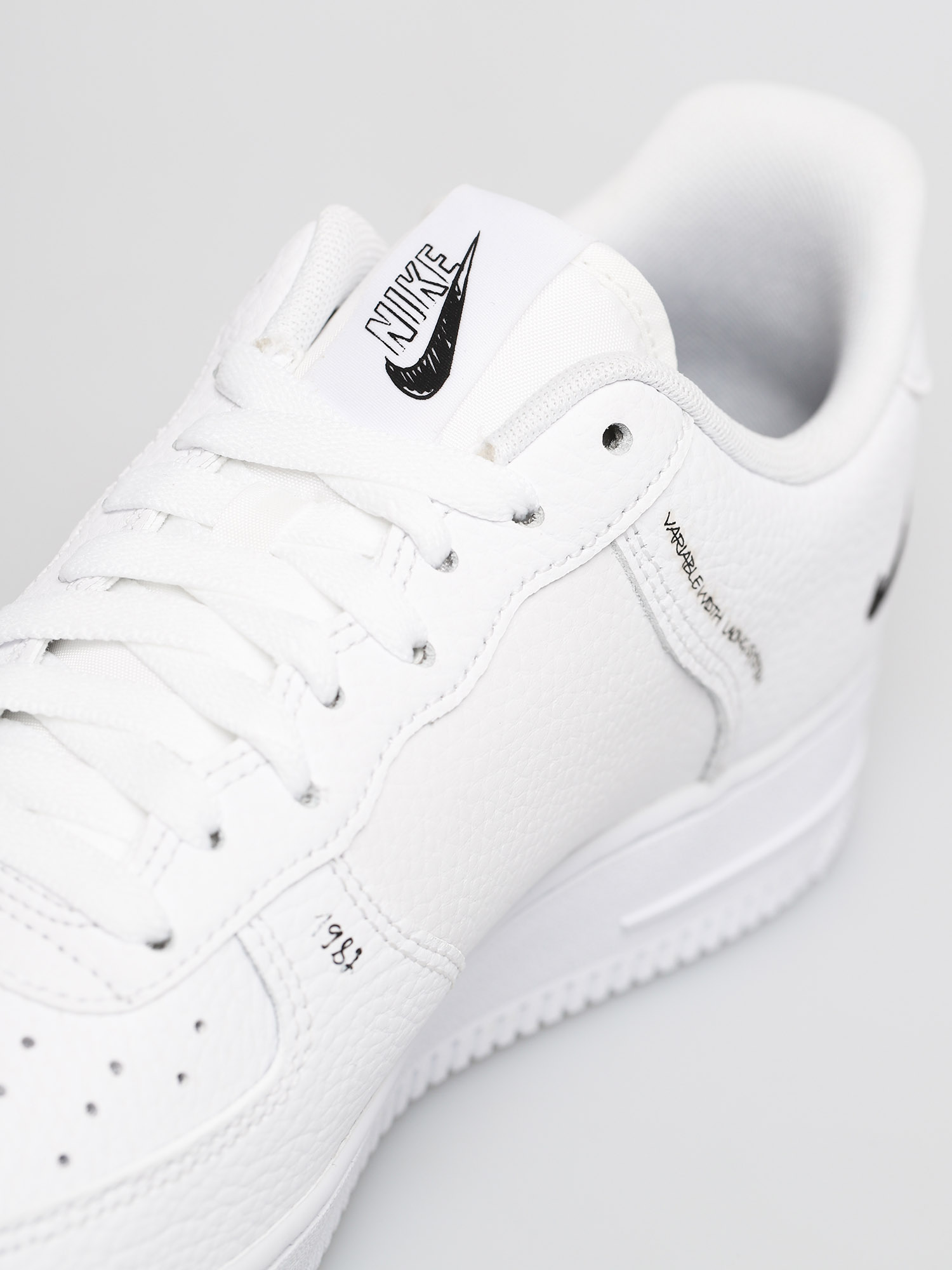 Topánky Nike Air Force 1 Lv8 Utility (white/black white)