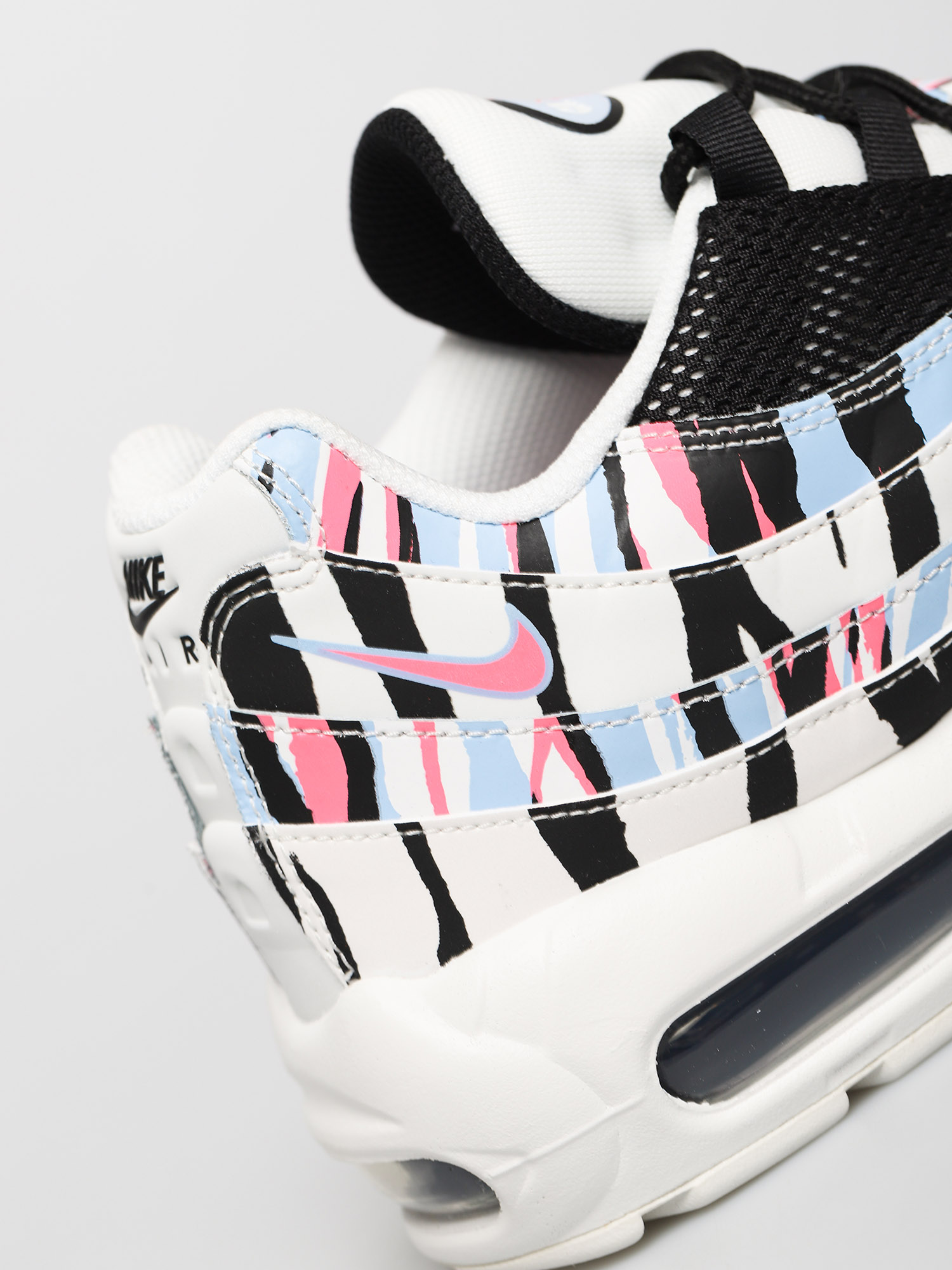 Air max 95 white cheap black royal tint racer pink