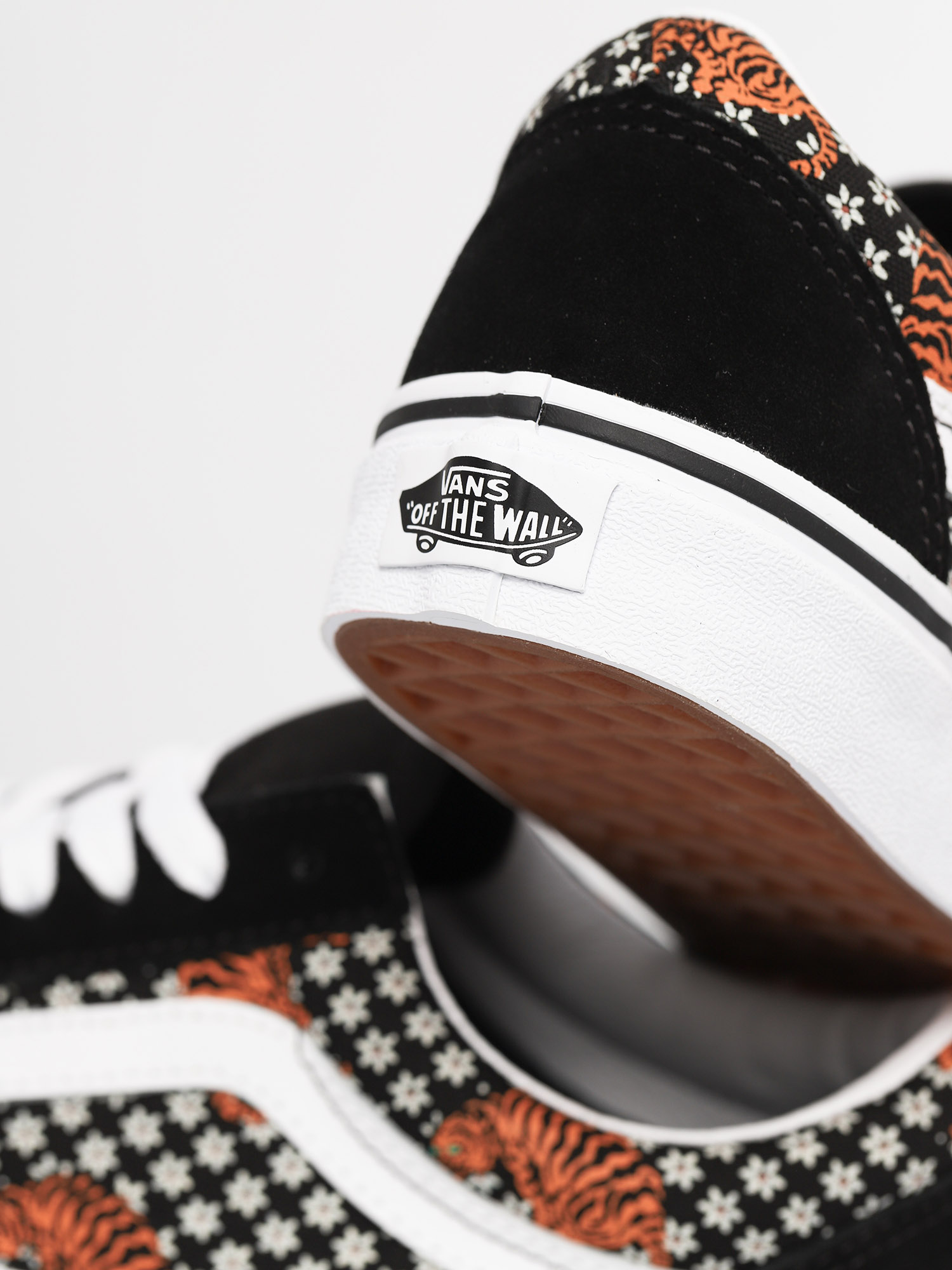 Topánky Vans Old Skool (tiger floral/black/true white)