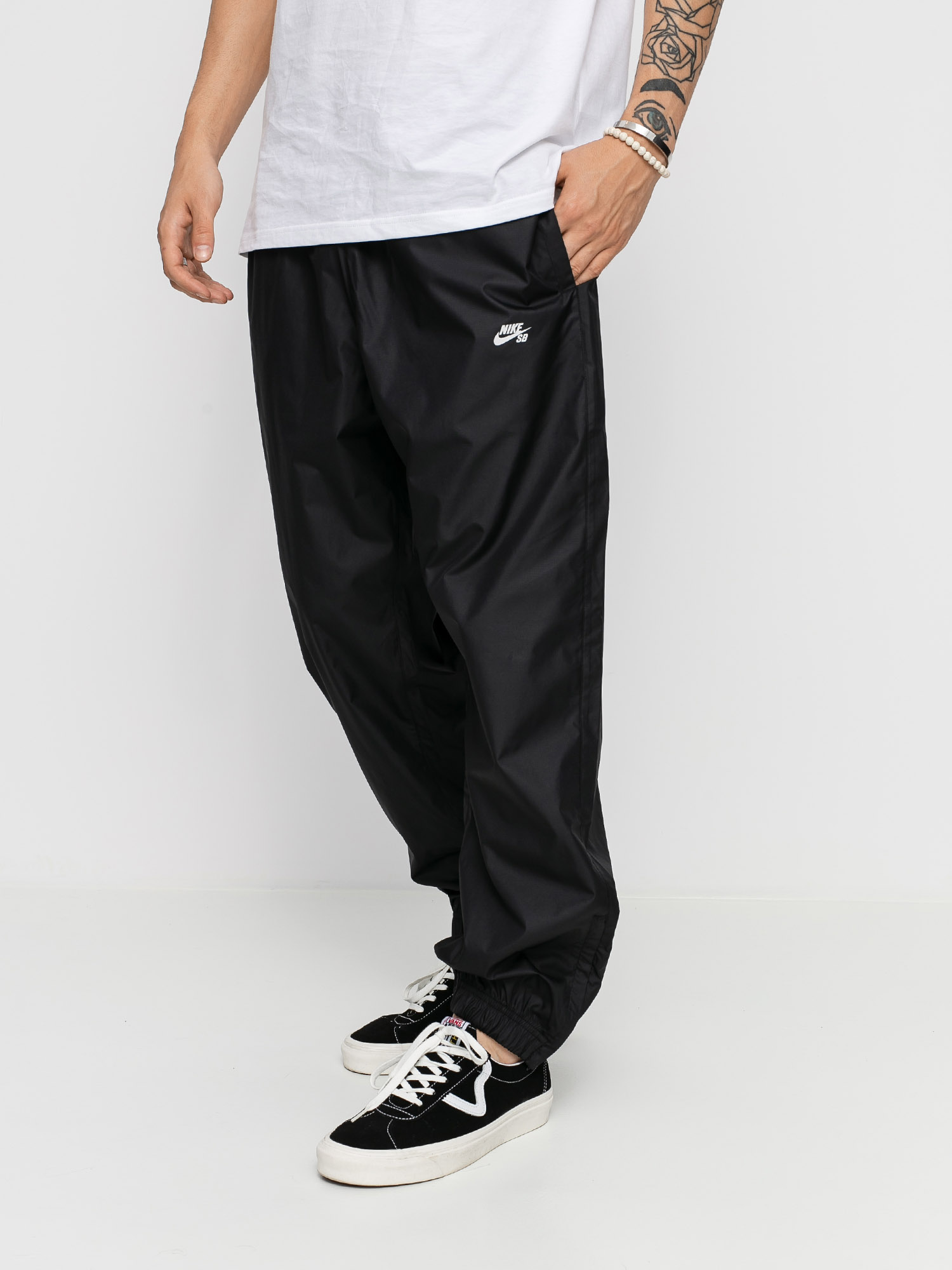 Nohavice Nike SB Hbr Track Pant black off noir vast grey