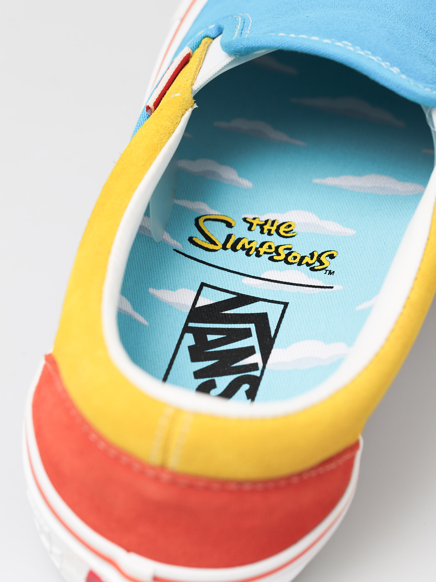 Topánky Vans x The Simpsons Slip On Pro (blue/yellow)