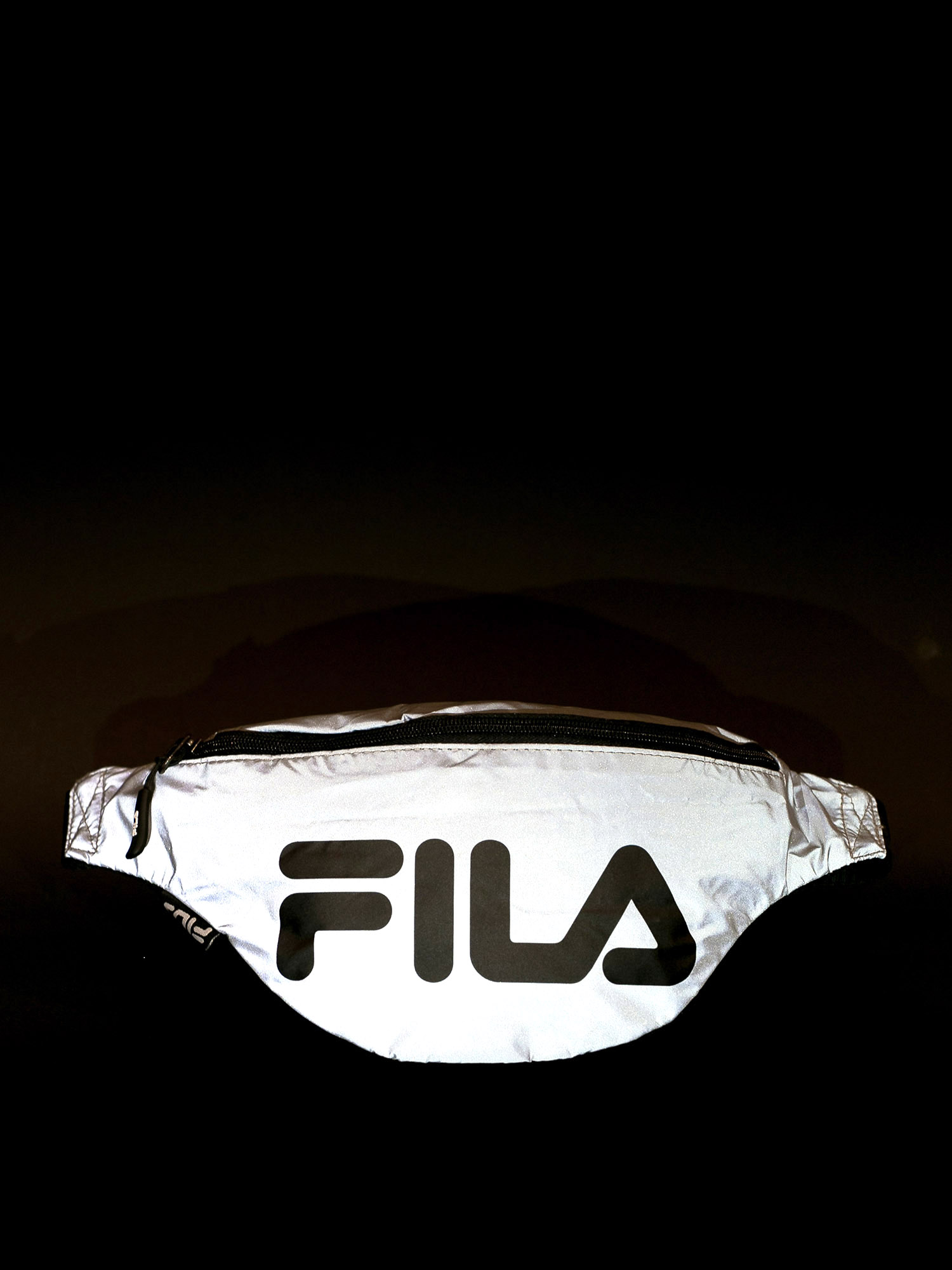 Ľadvinka Fila Waist Bag Slim Reflective (silver reflective)