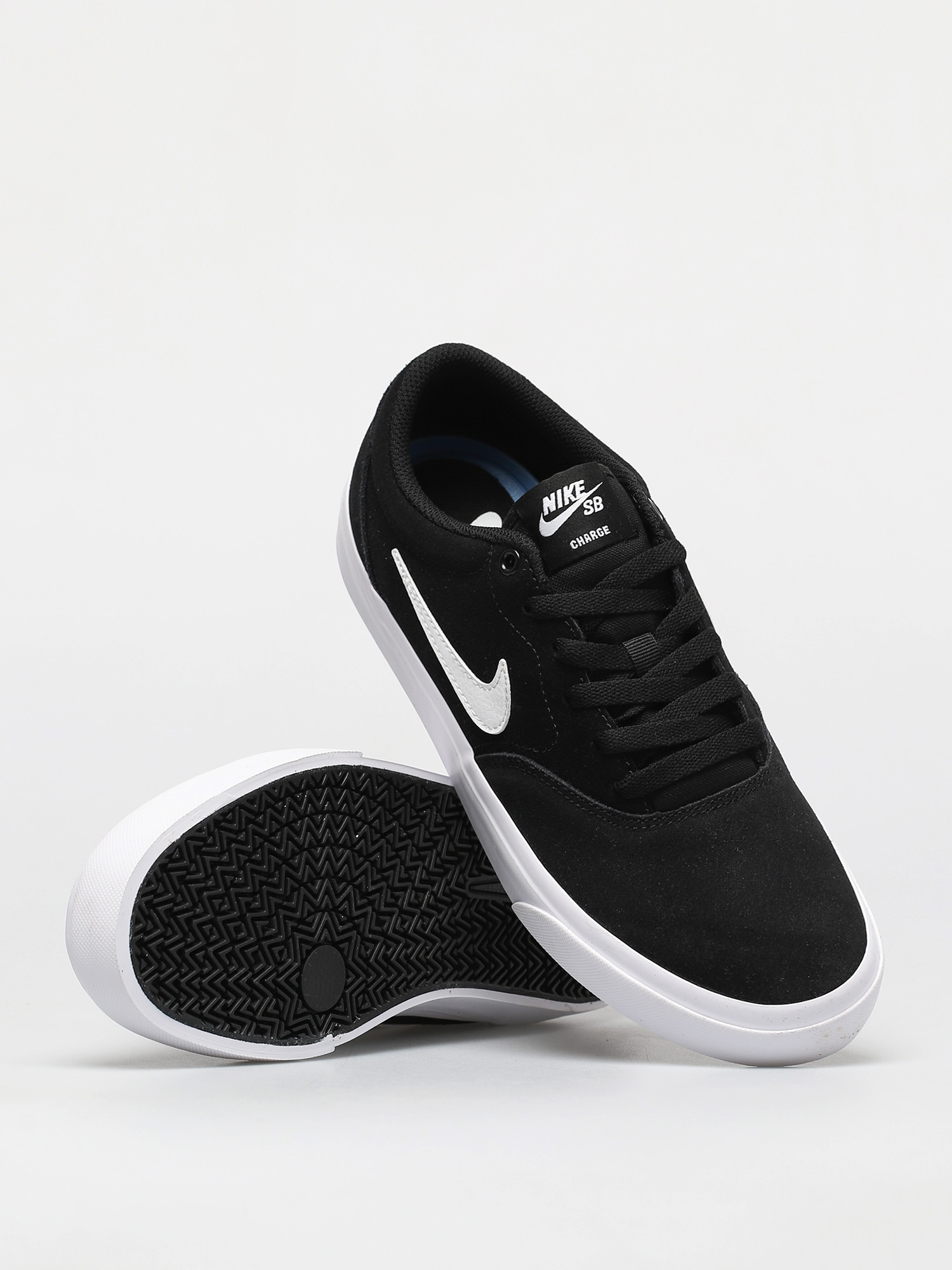 Topánky Nike SB Charge Suede (black/white/black)