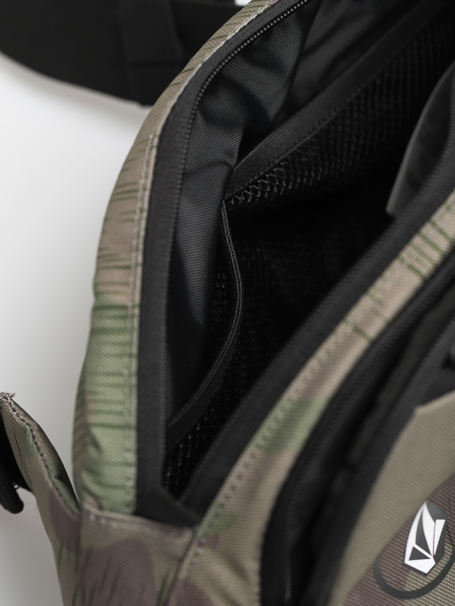 Ľadvinka Volcom Waisted Pack (camouflage)