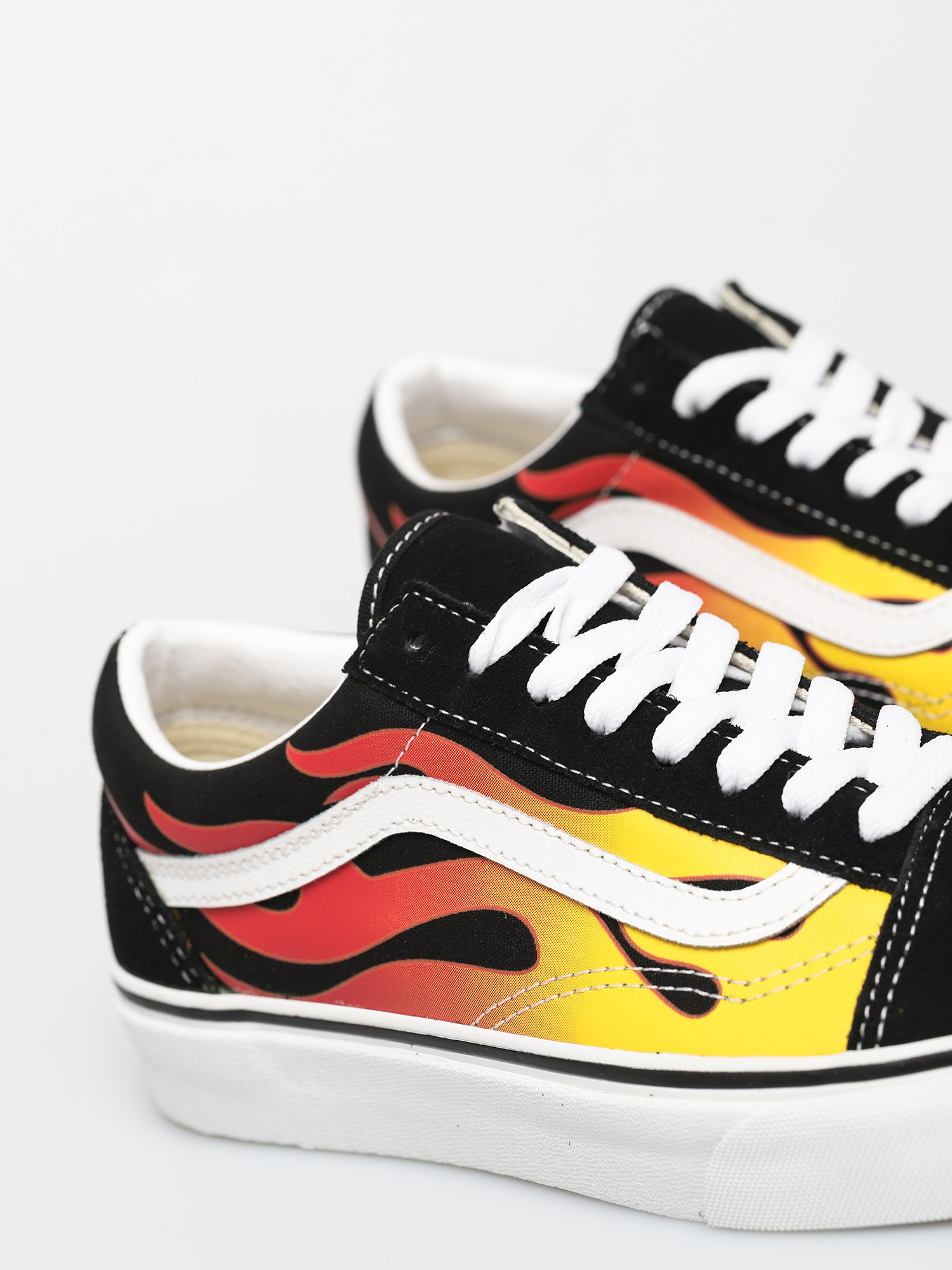 Topánky Vans Old Skool (flame/black/black/true white)