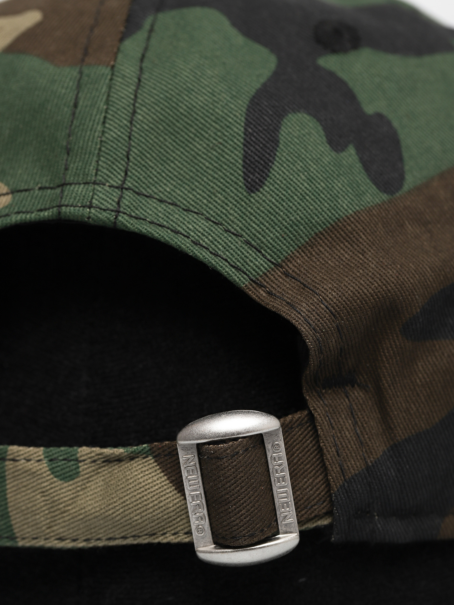 Šiltovka New Era League Essential New York Yankees ZD (woodland camo)