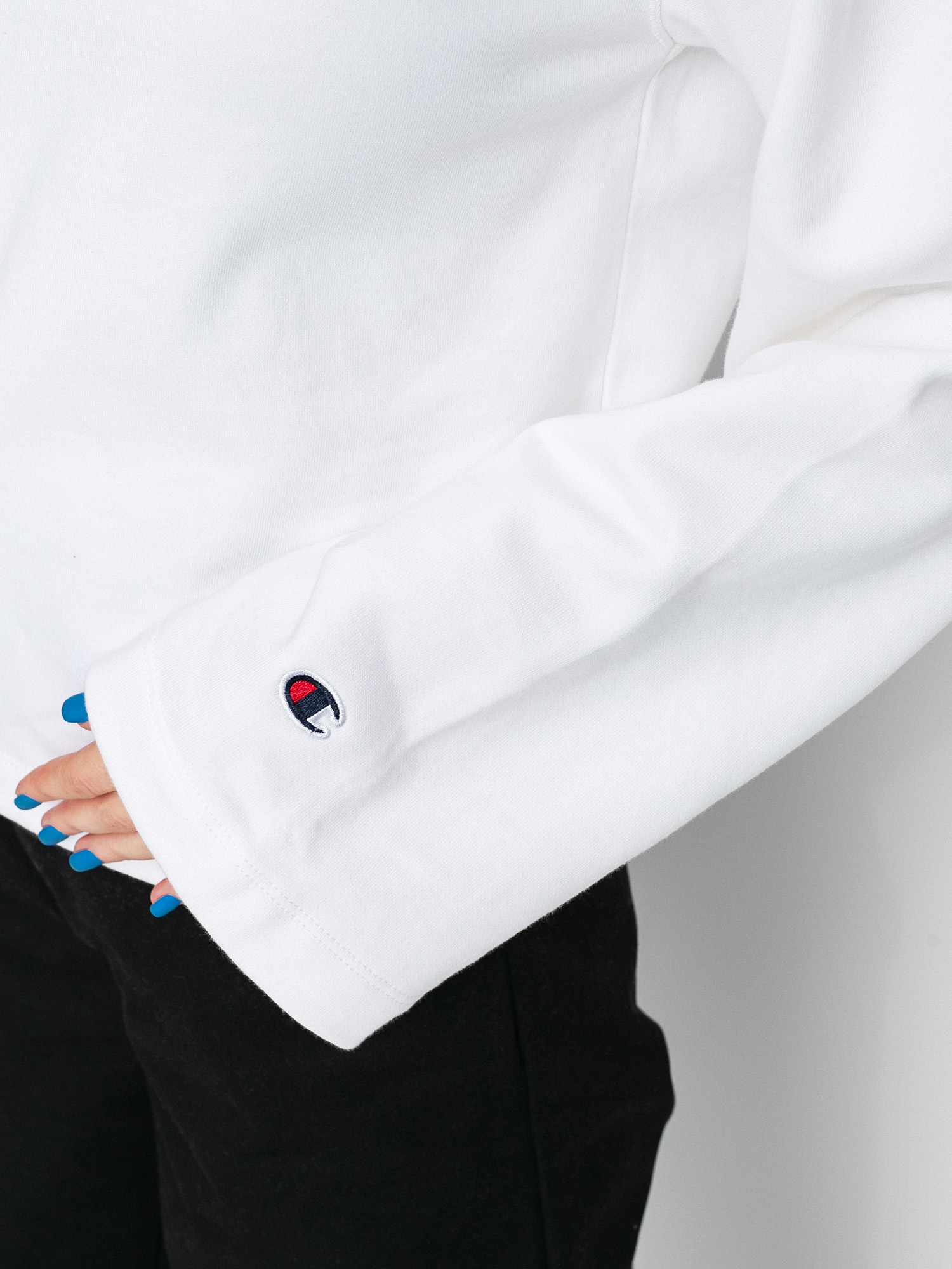 Mikina s kapucňou Champion Sweatshirt HD 113186 Wmn (wht)