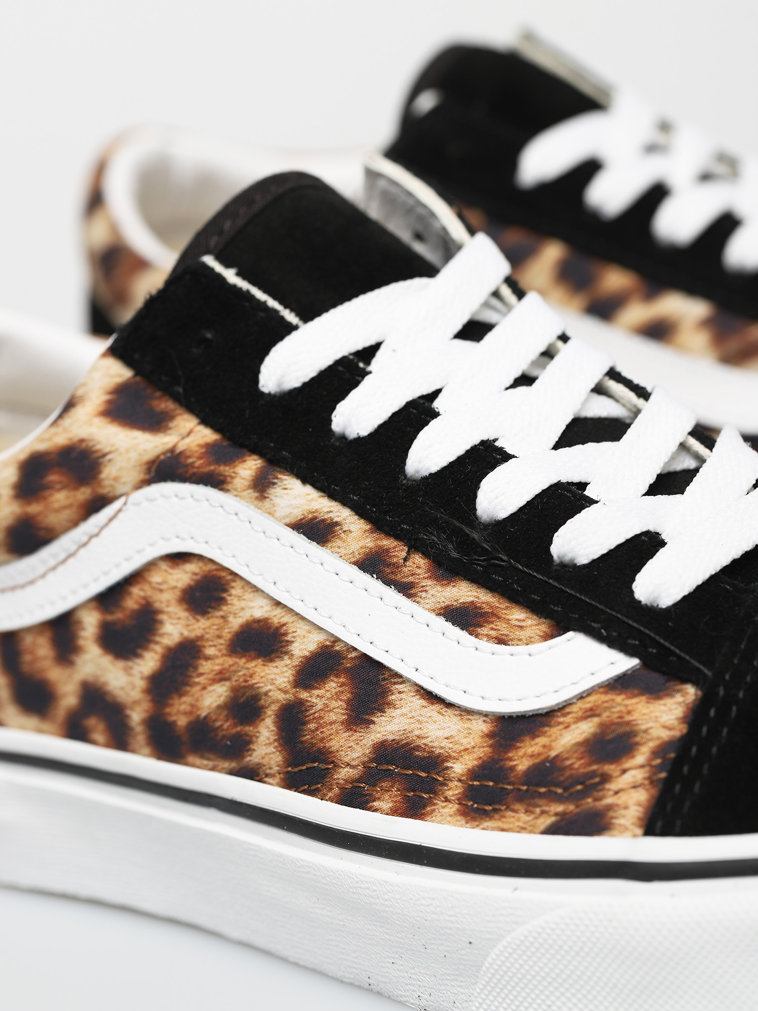 Topánky Vans Old Skool Wmn (leopard/black/true white)