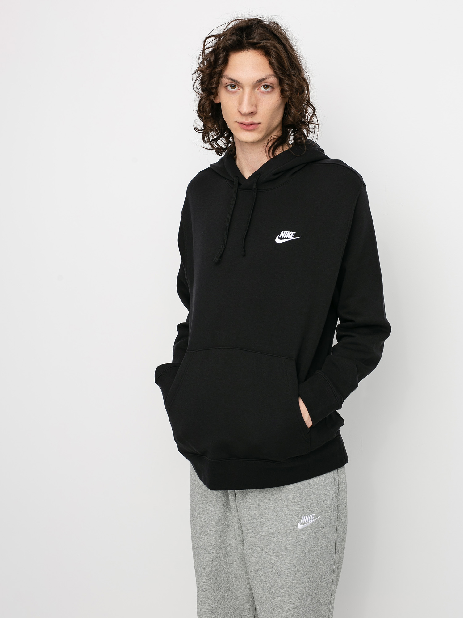 Mikina s kapucňou Nike Club Hoodie Po Bb HD (black/black/white)