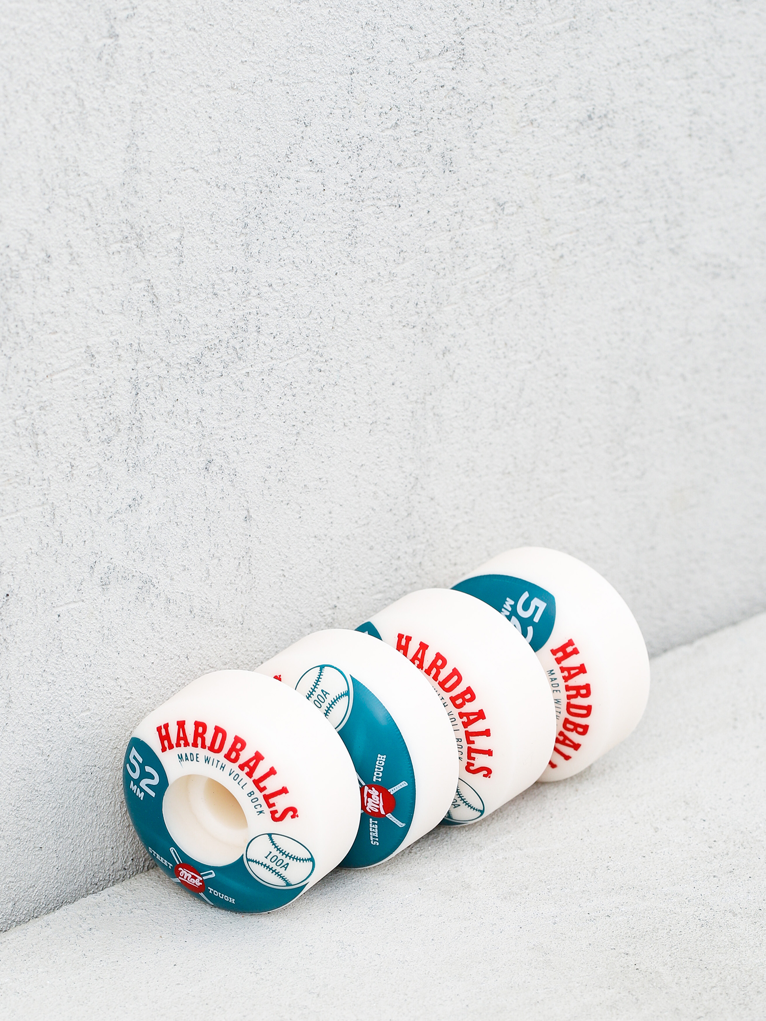 Kolieska Mob Skateboards Hardballs (white/teal)