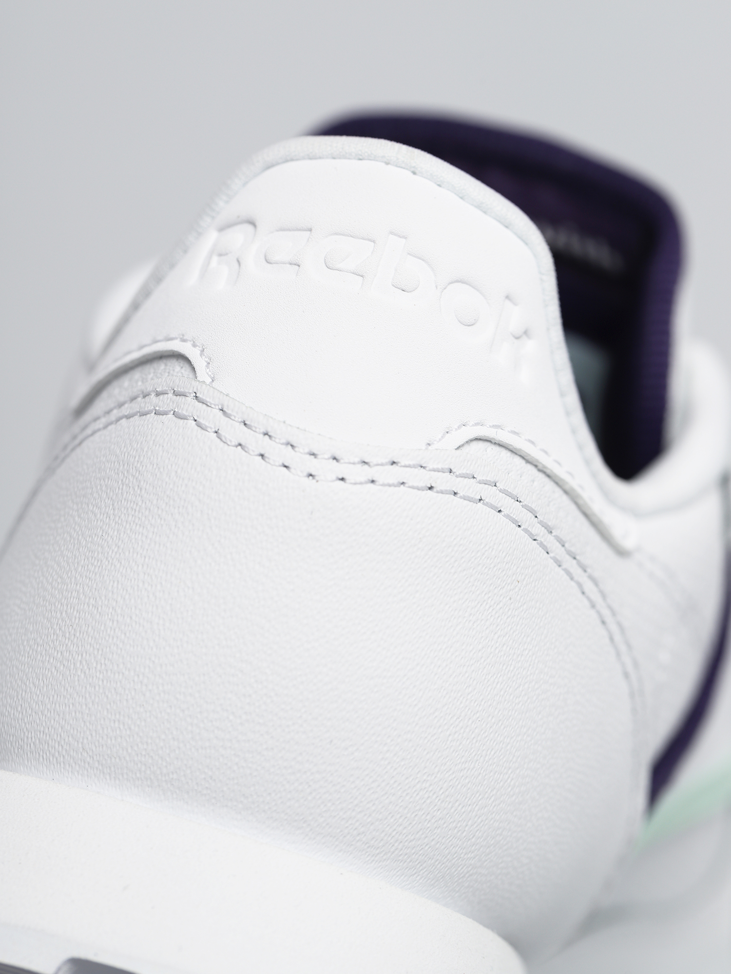 Topánky Reebok Cl Lthr Wmn (cblack/carbon/vecred)