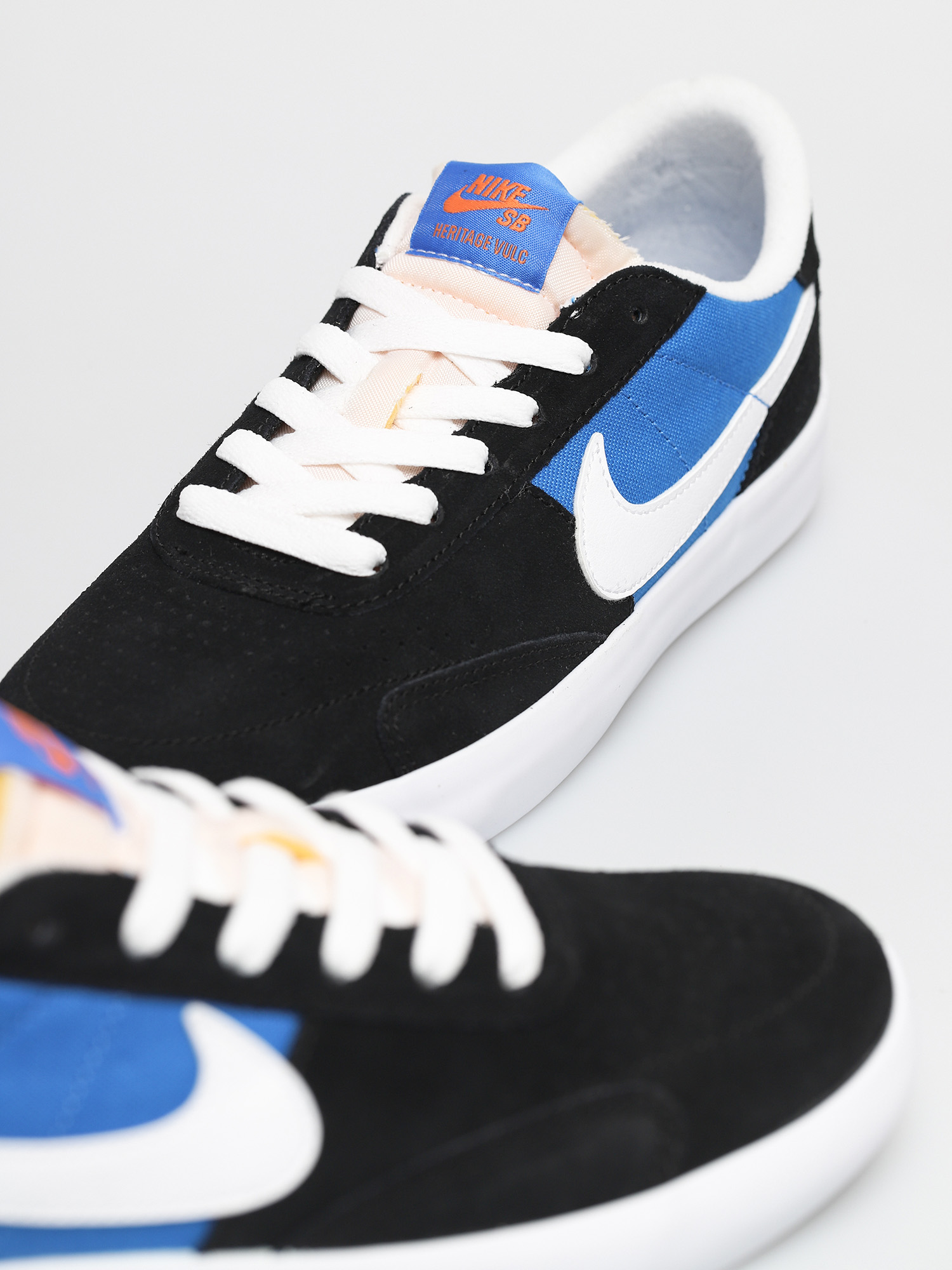 Topánky Nike SB Heritage Vulc (black/white signal blue safety orange)