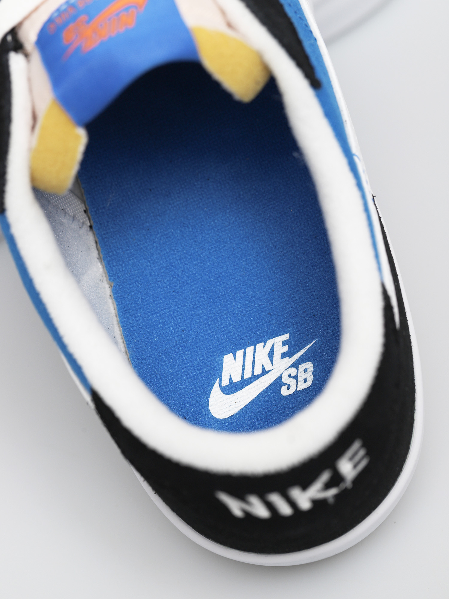 Topánky Nike SB Heritage Vulc (black/white signal blue safety orange)