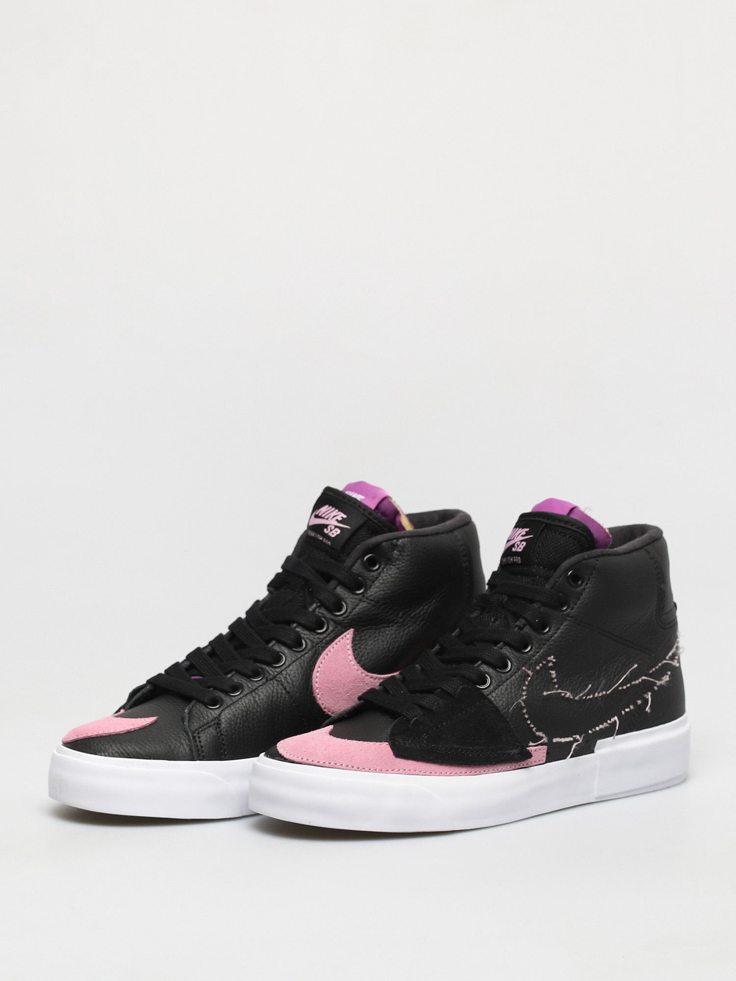Topánky Nike SB Zoom Blazer Mid Edge (black/pink rise white purple nebula)