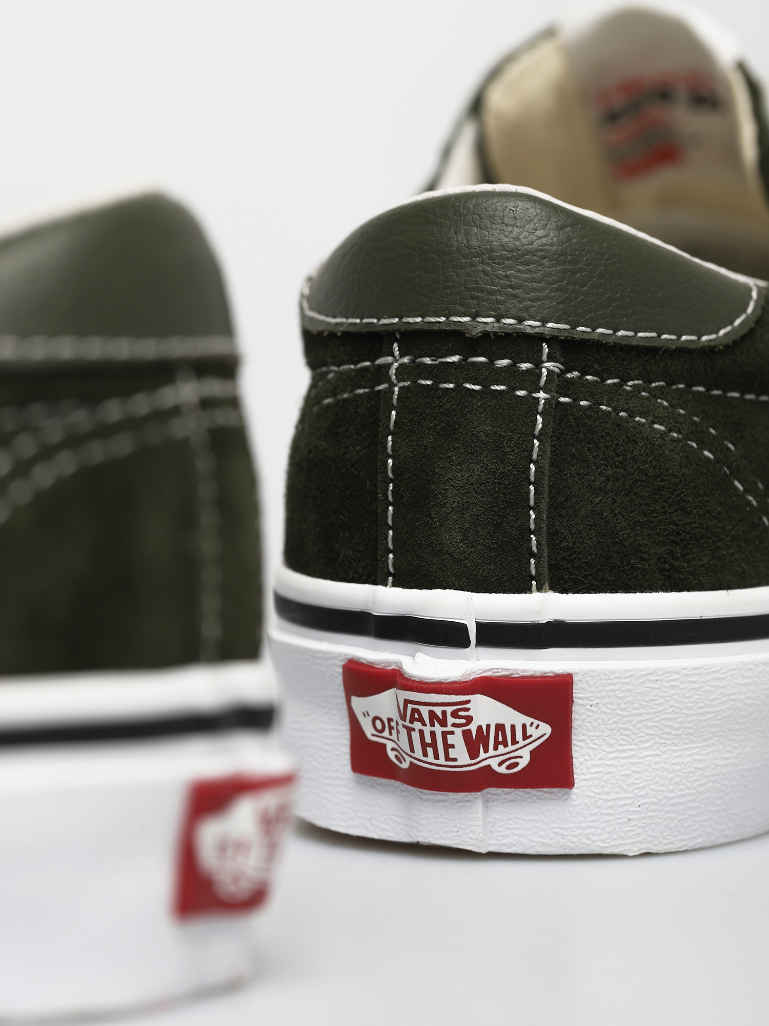 Topánky Vans Sport (pig suede olive/true white)