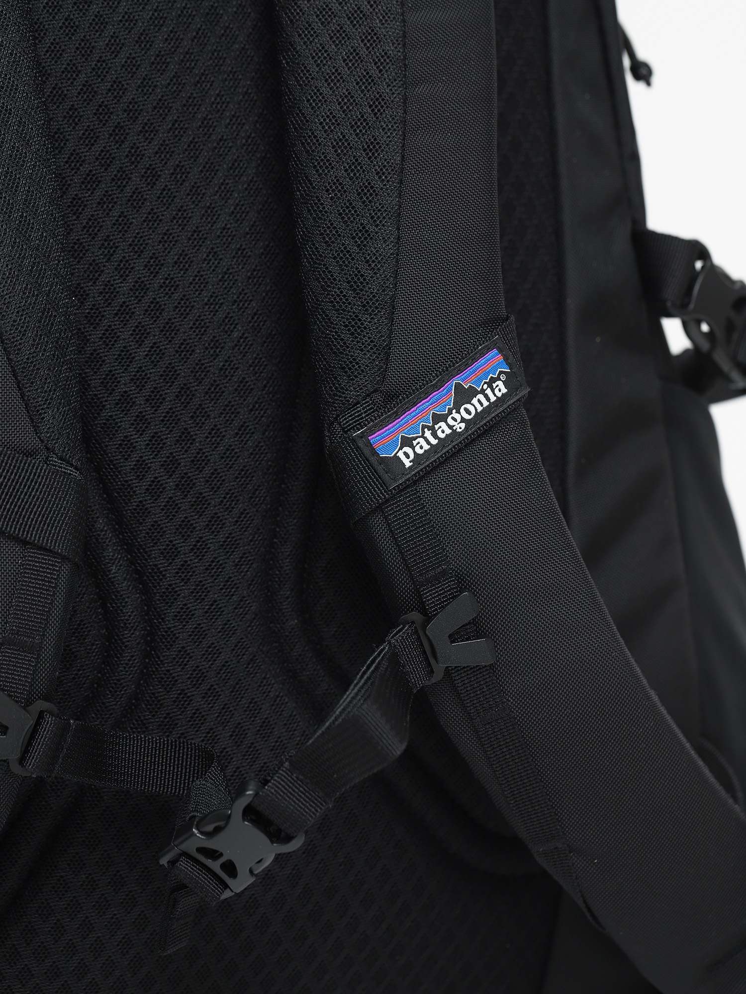 Batoh Patagonia Chacabuco Pack 30L (black)