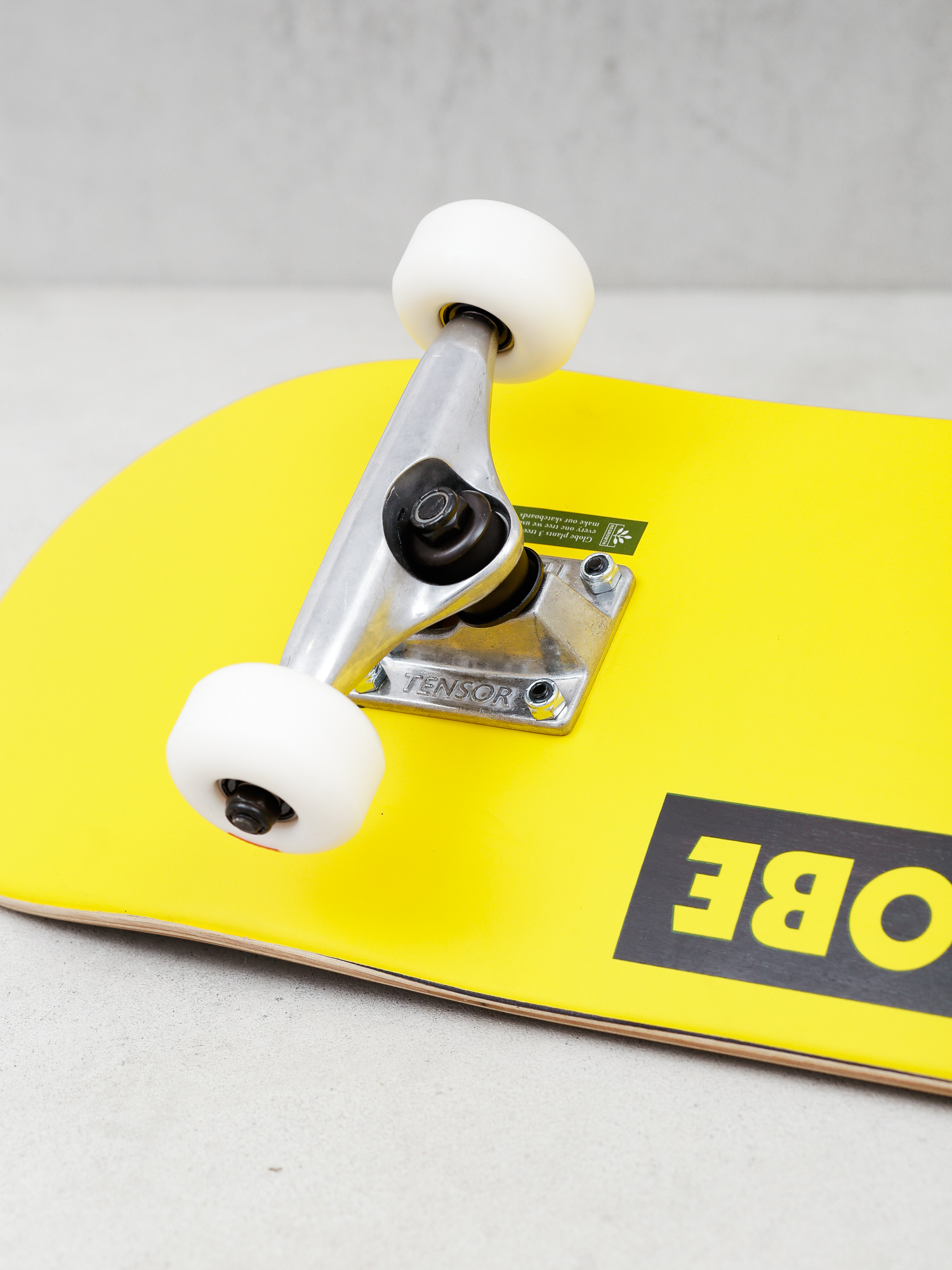 Skateboard Globe Goodstock (neon yellow)