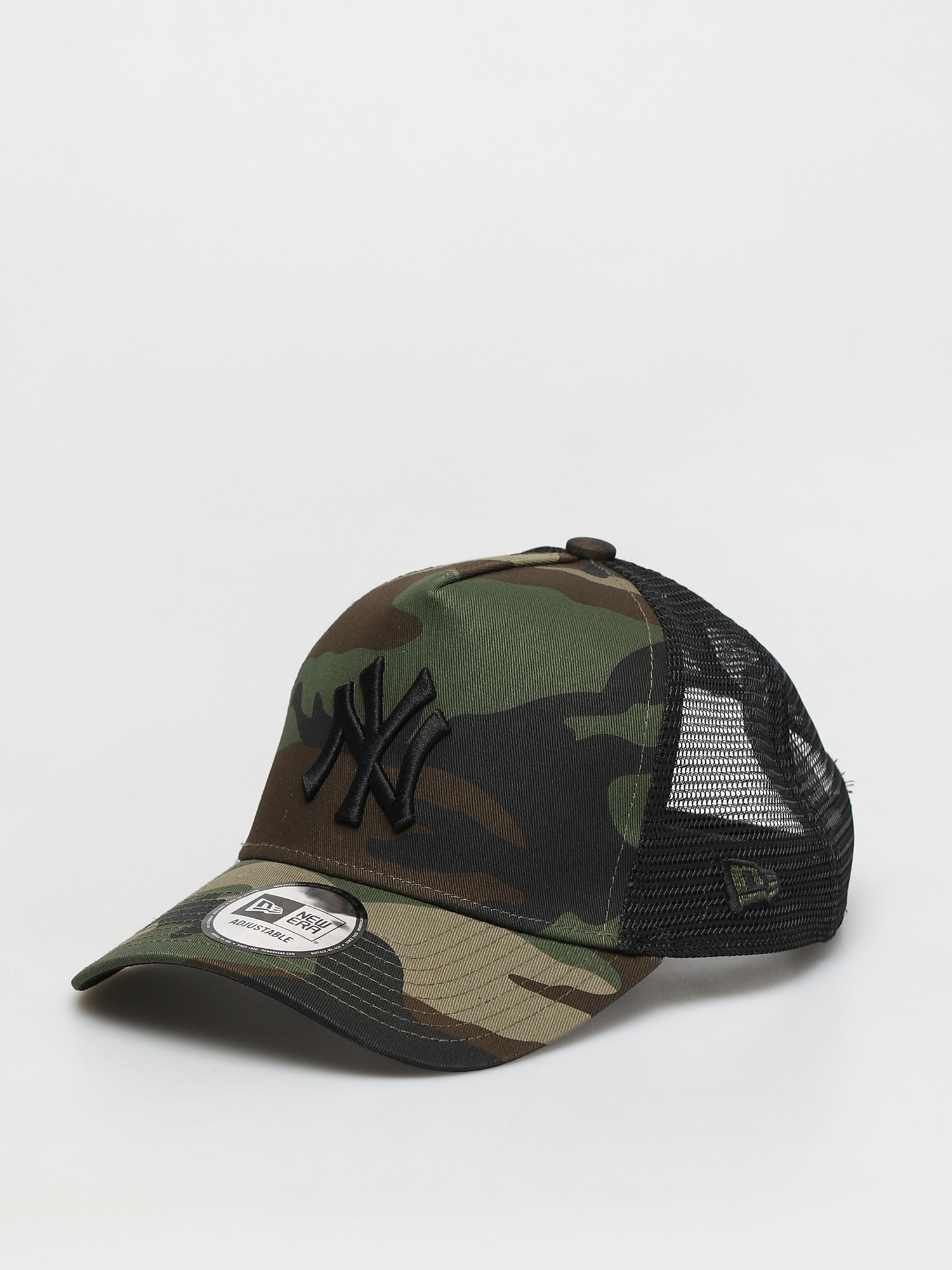 Šiltovka New Era Clean Trucker New York Yankees ZD (woodland camo/black)