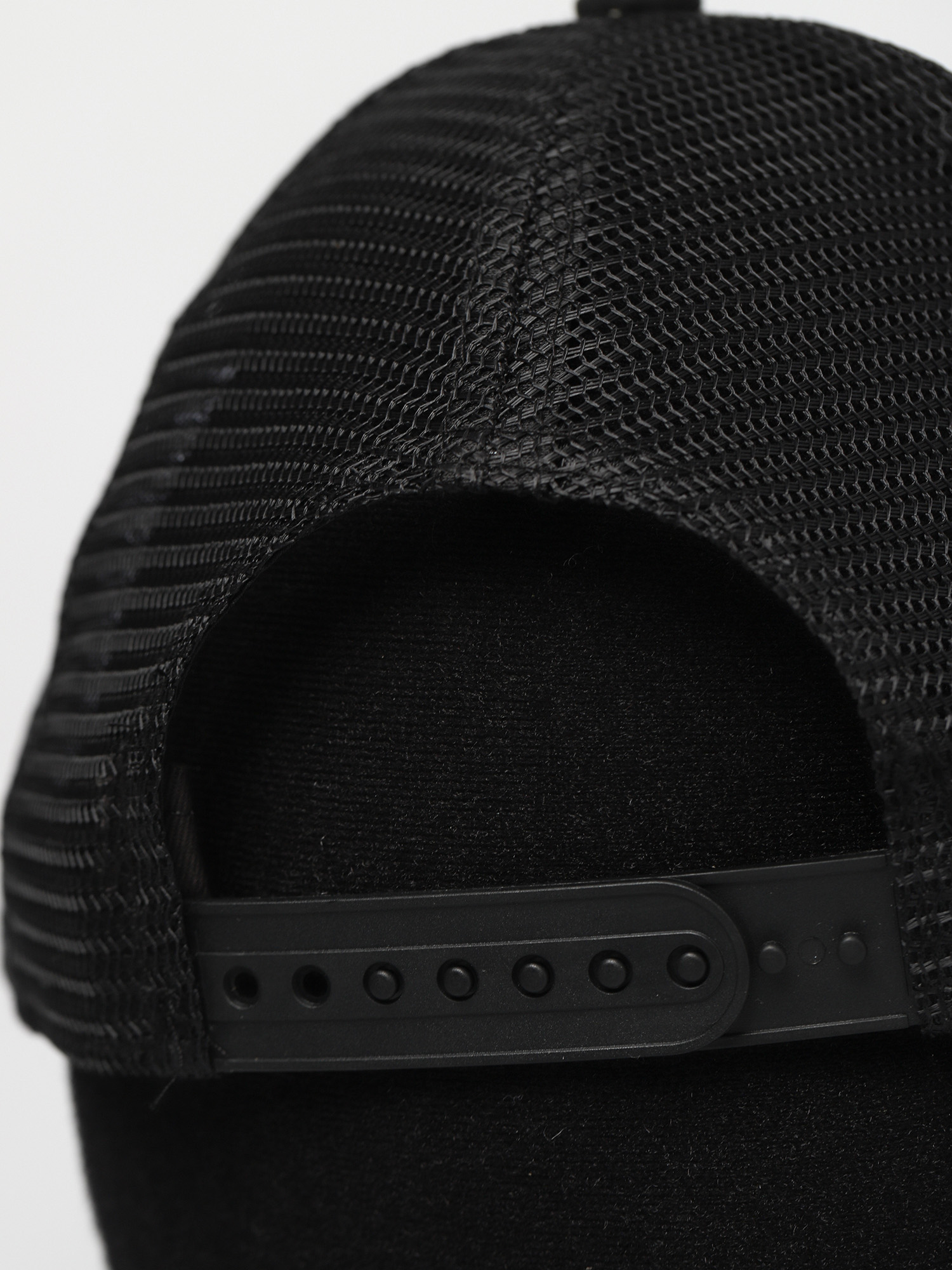 Šiltovka New Era Clean Trucker New York Yankees ZD (woodland camo/black)