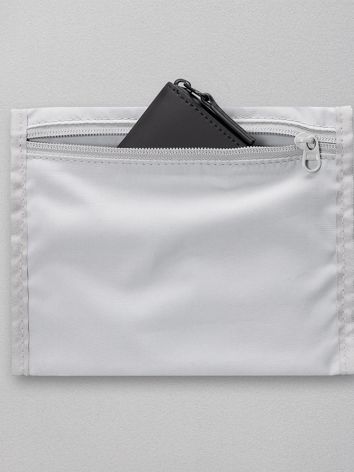 Taška Ucon Acrobatics Eliza Lotus (black)