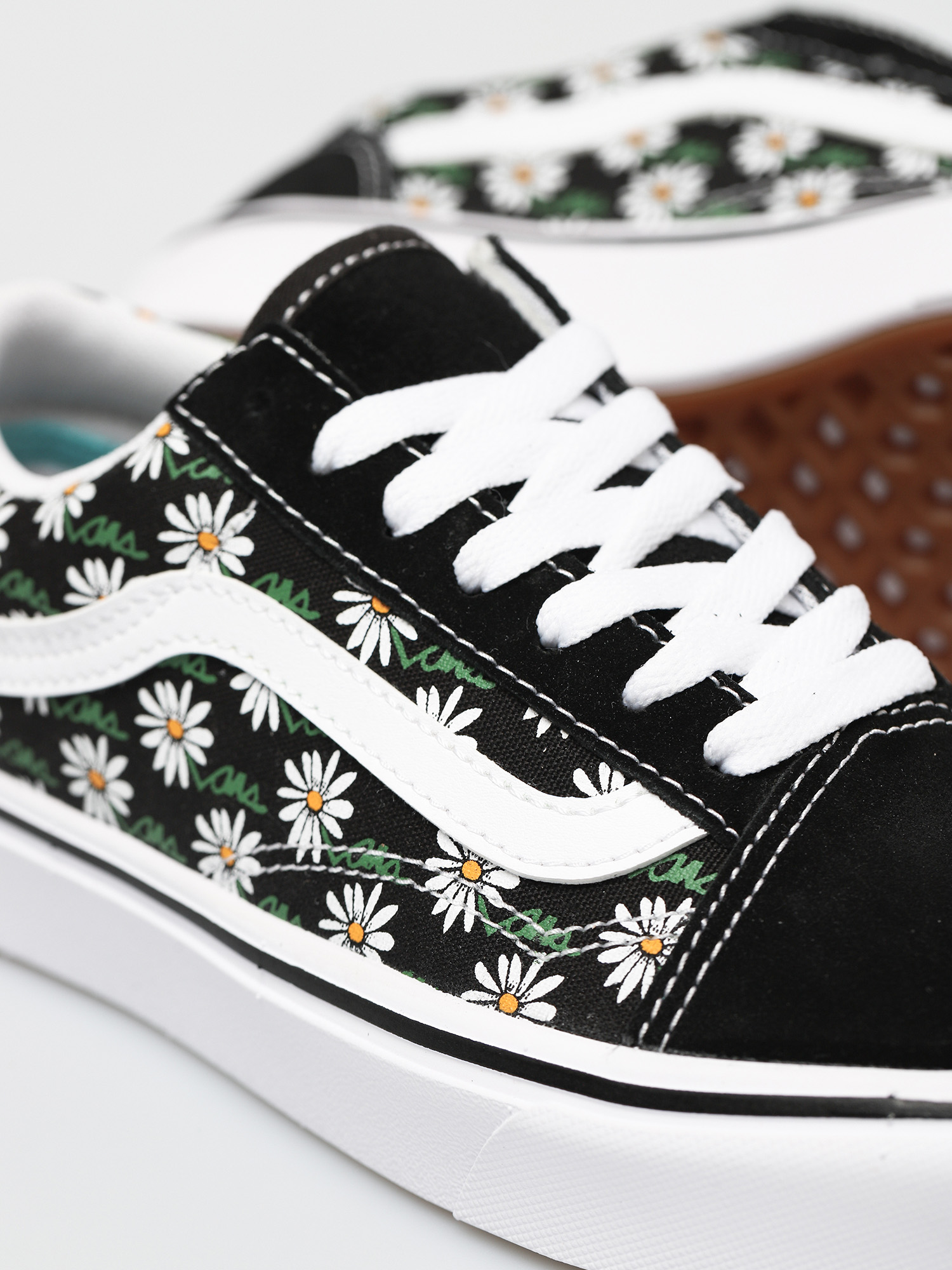 Topánky Vans Comfycush Old Skool (scribble flower daisy/black)