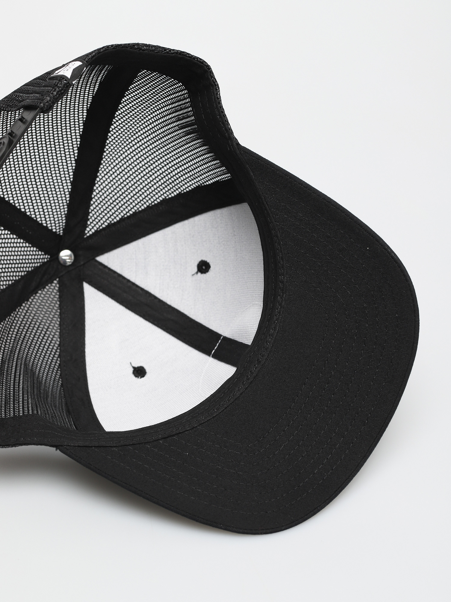 Šiltovka Salty Crew Bruce Retro Trucker ZD (black)