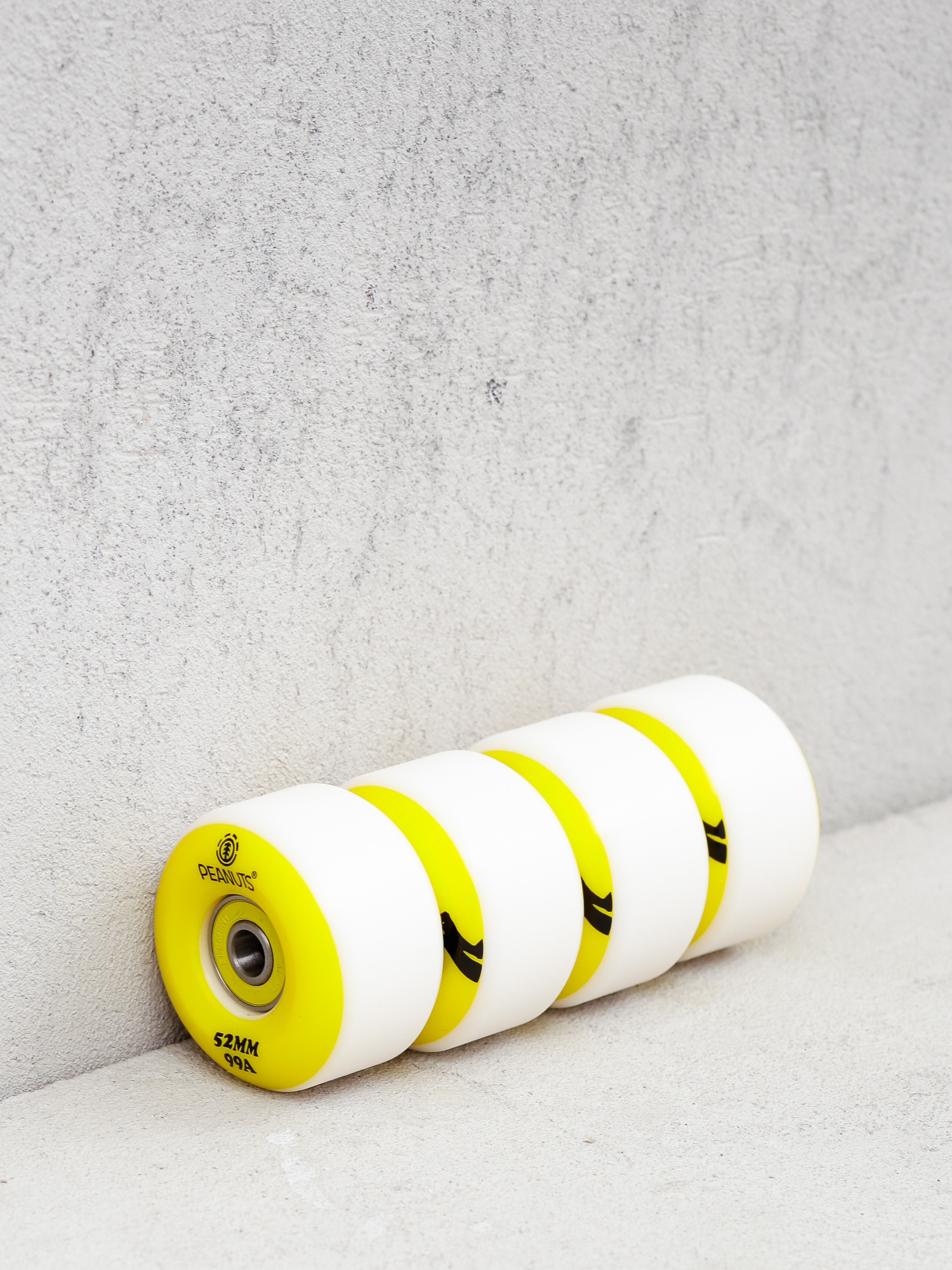 Kolieska Element Peanuts Charlie Brow (assorted)