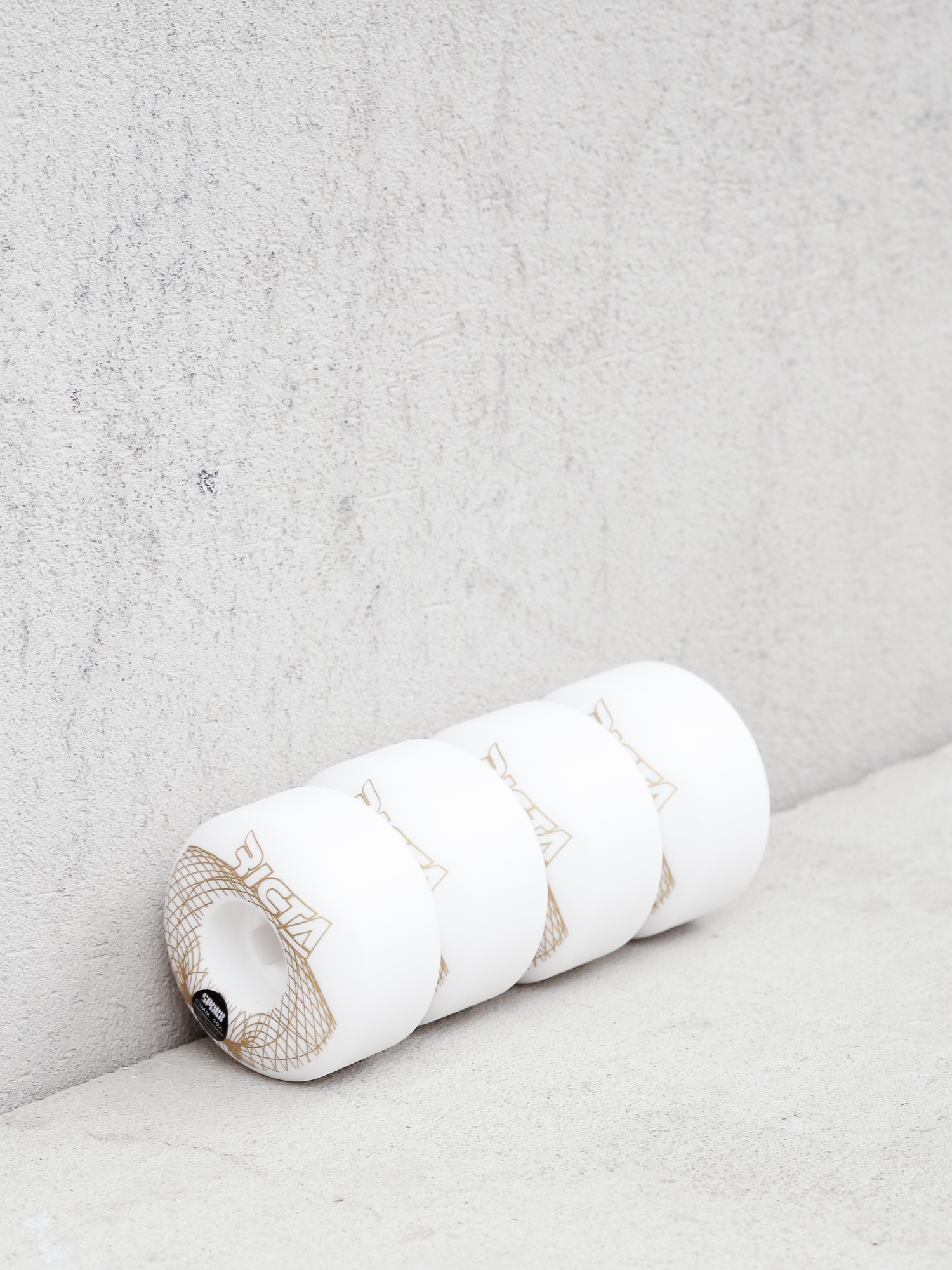 Kolieska Ricta Wireframe Sparx 99a (white/gold)