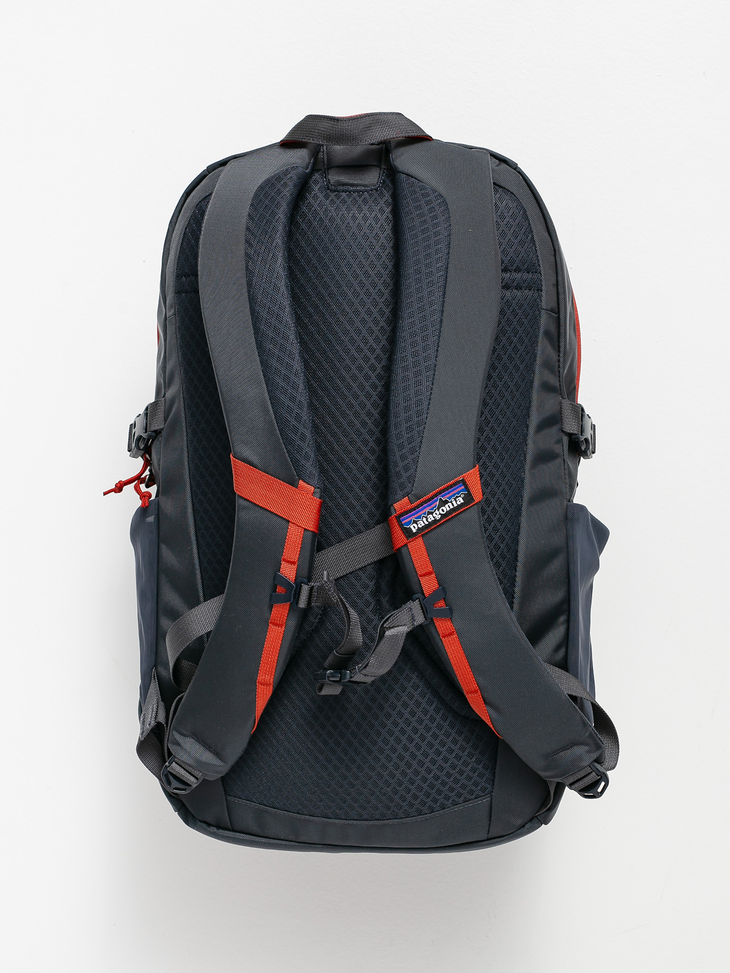 Batoh Patagonia Refugio Pack 28L (smolder blue w/roots red)