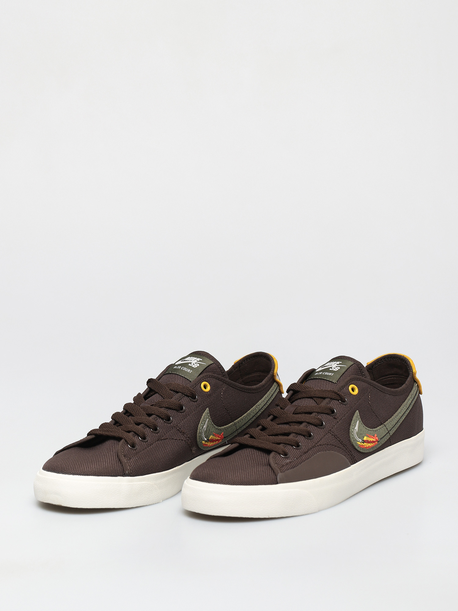 Topánky Nike SB X Daan Van Der Linden Blazer Court (baroque brown/medium olive light bone)