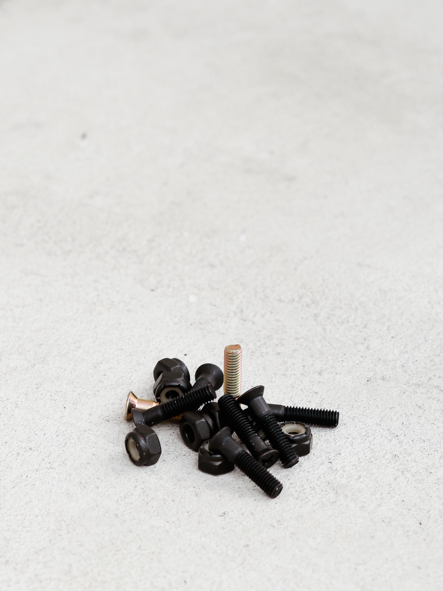 Skrutky Hard Luck Phillips Hardware (black/gold)