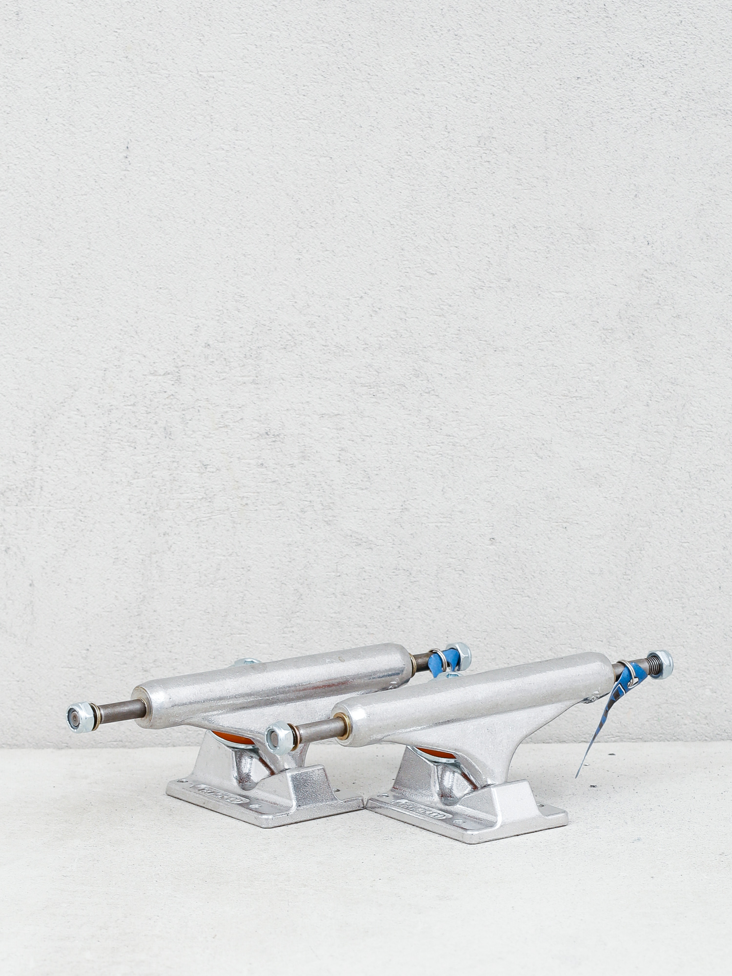 Trucky Independent Polished Mid